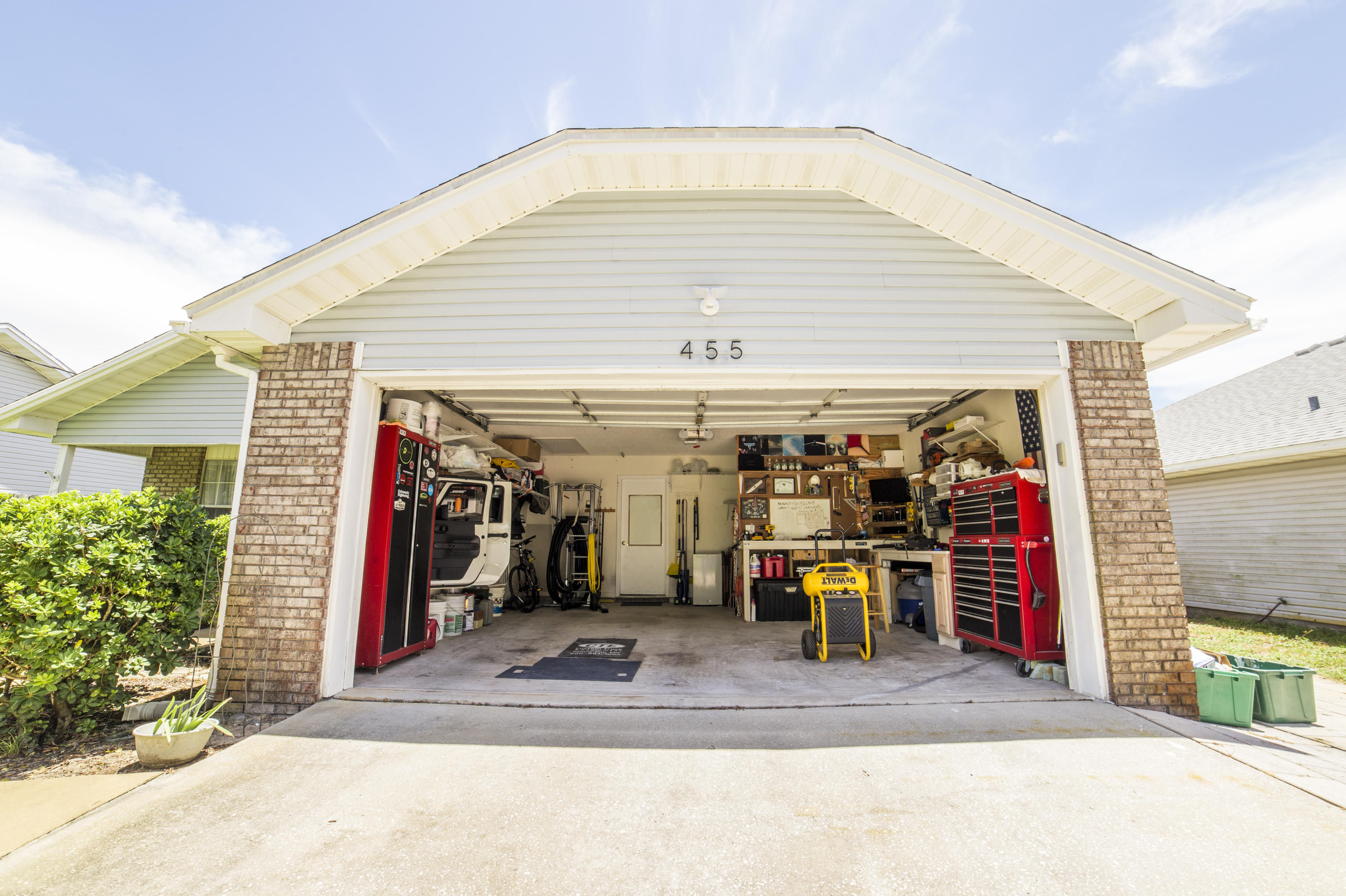 HILLCREST S/D - Residential