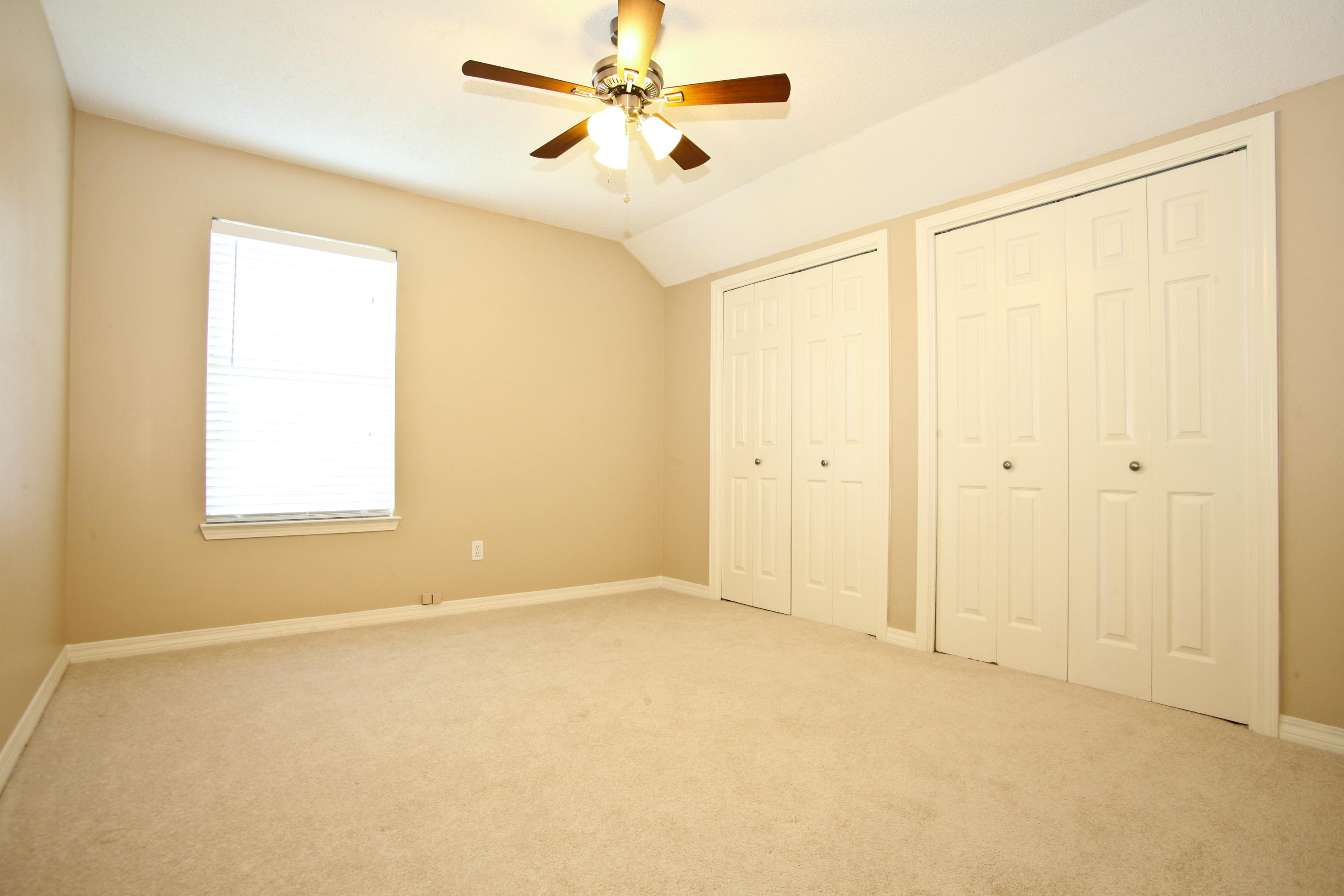 HARBOR BREEZE - Residential