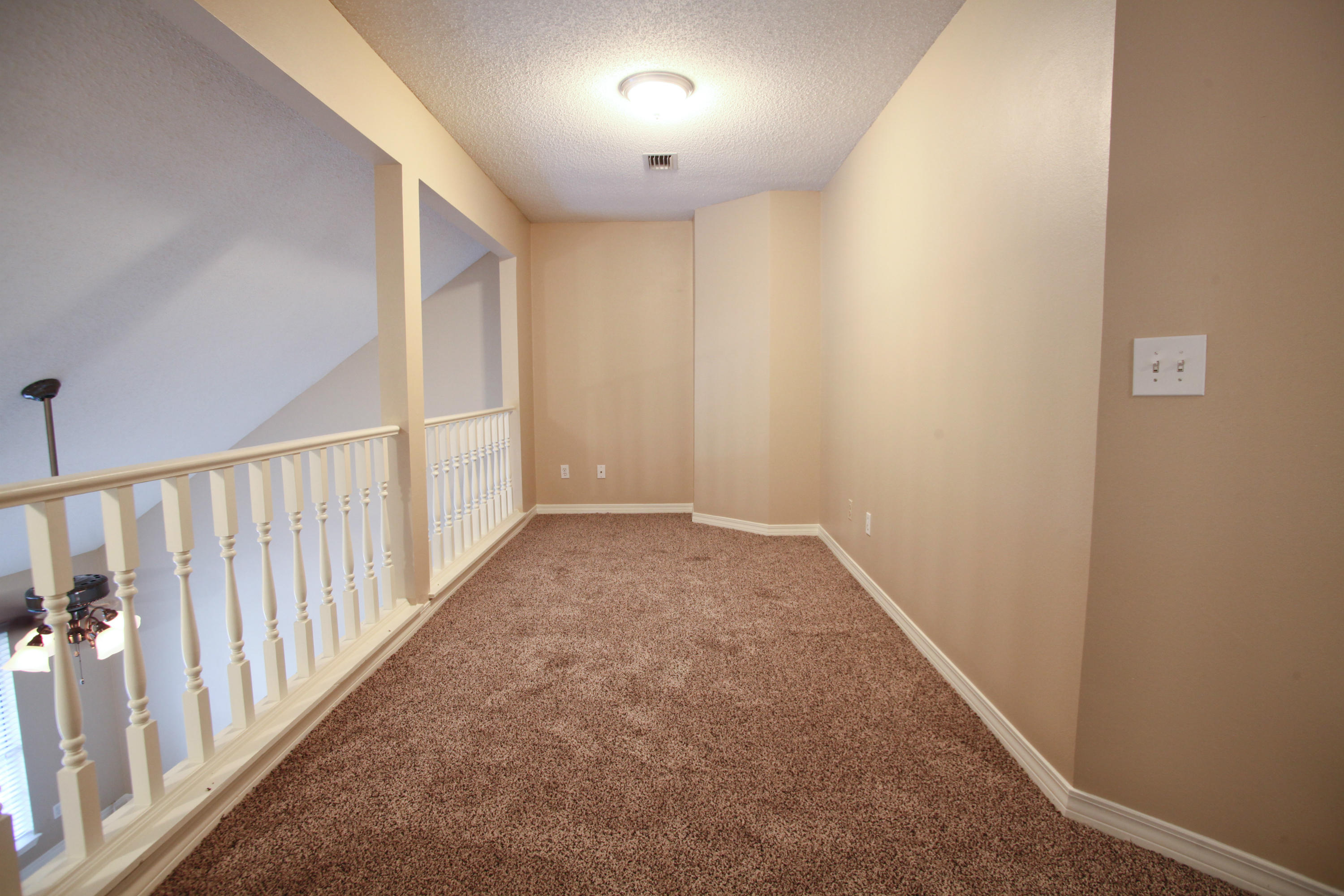 HARBOR BREEZE - Residential