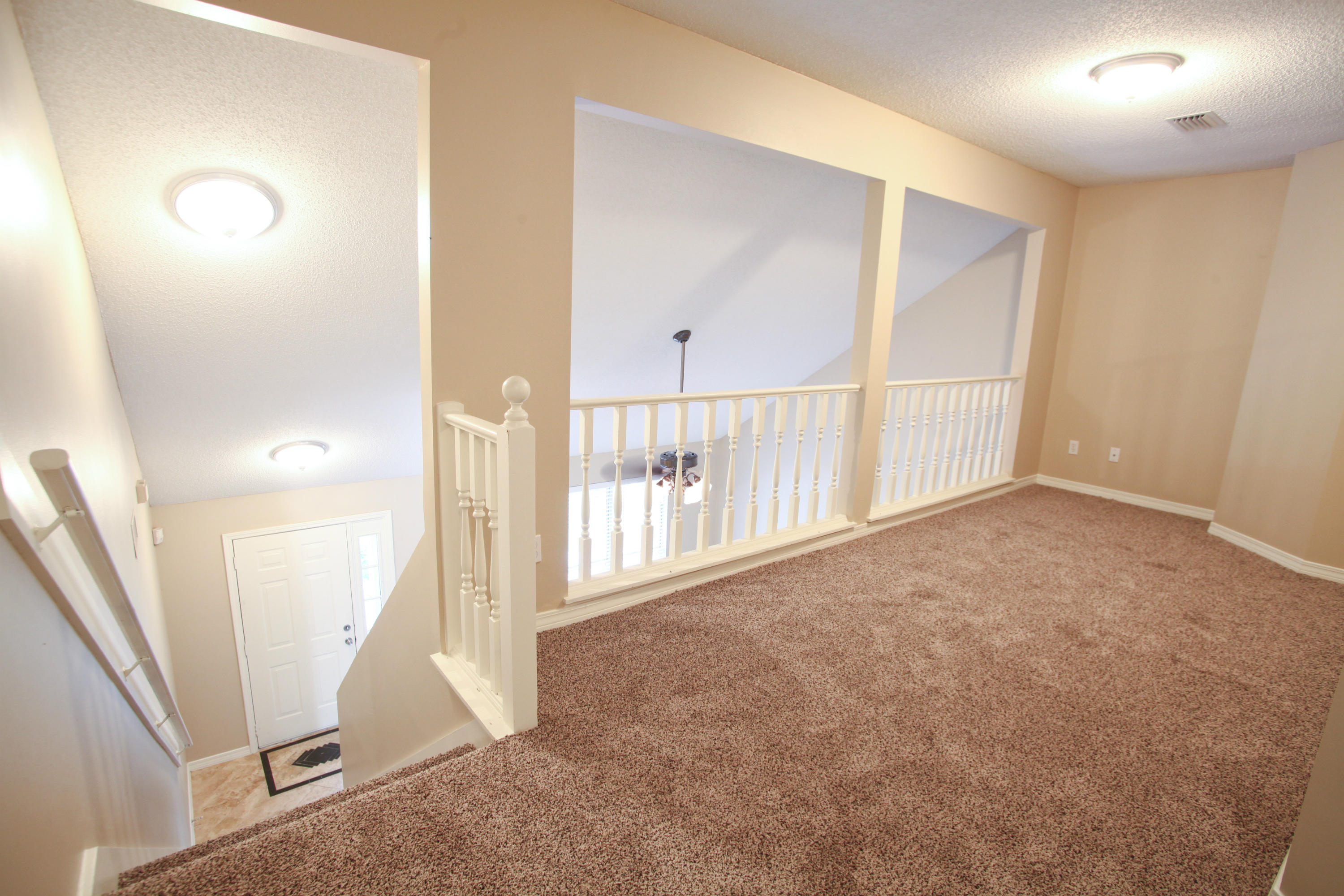 HARBOR BREEZE - Residential