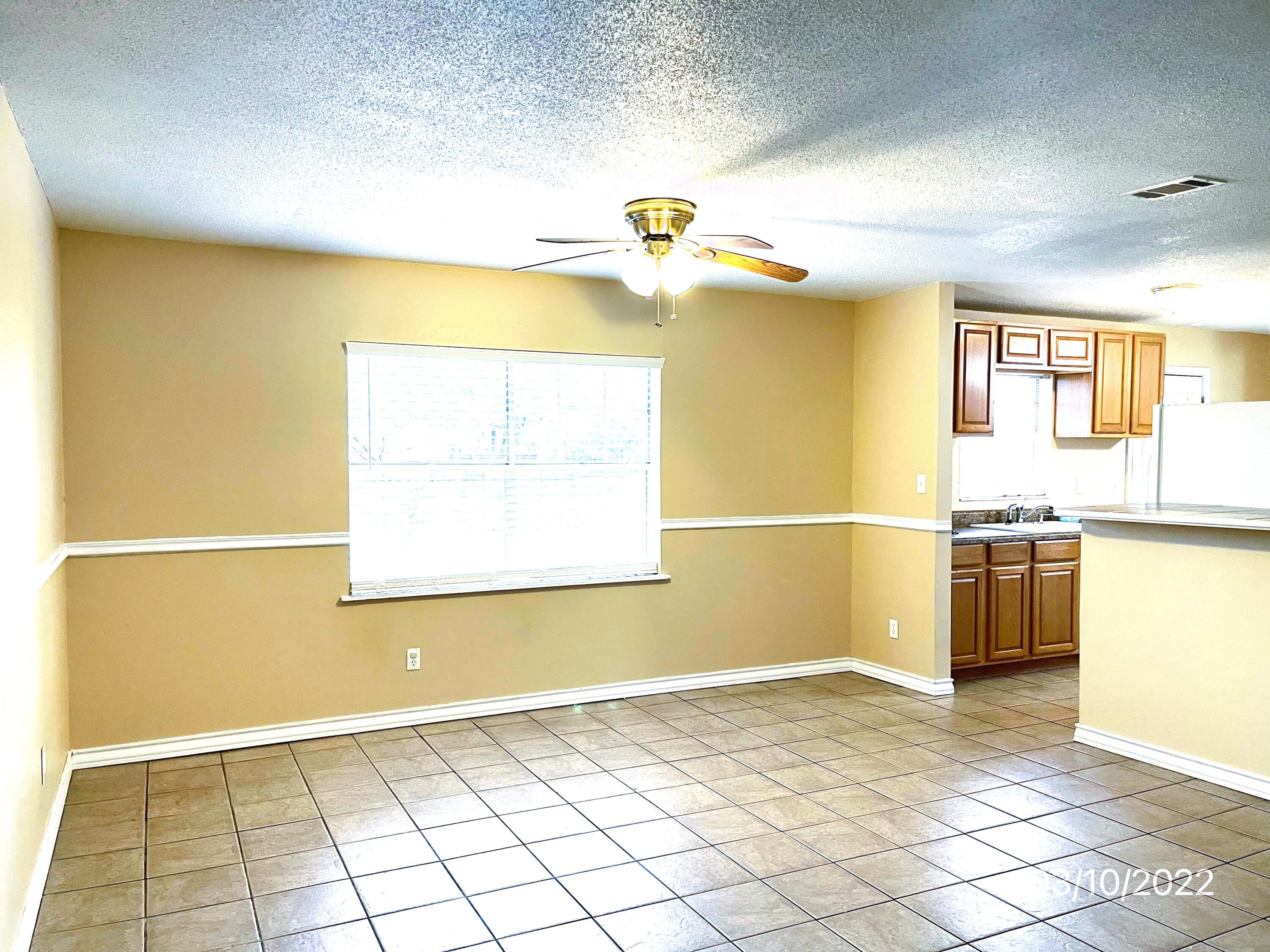 MID PINES - Residential Lease