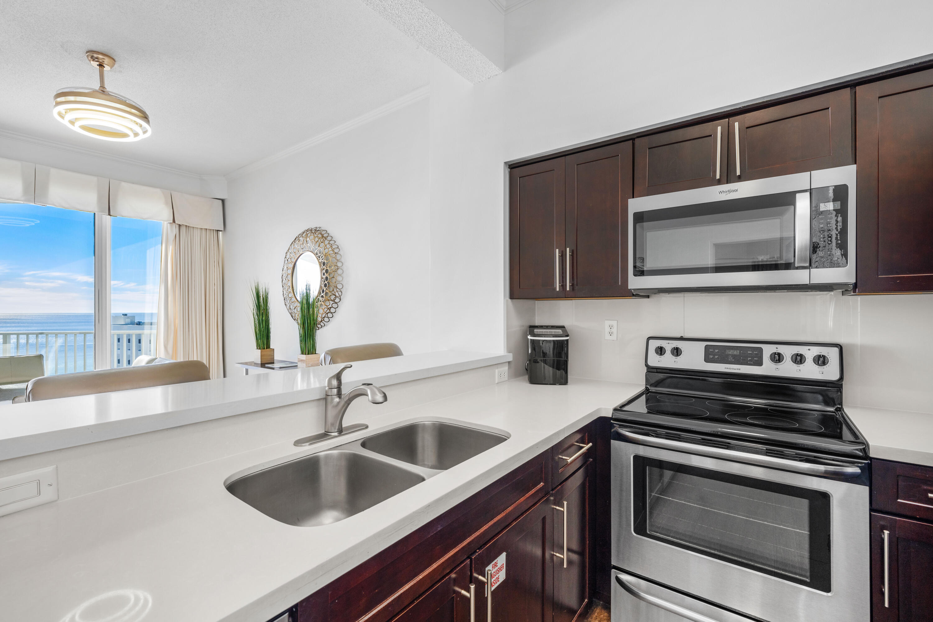 TIDES AT TOPS'L - Residential