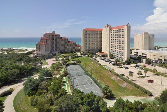 TIDES AT TOPS'L - Residential