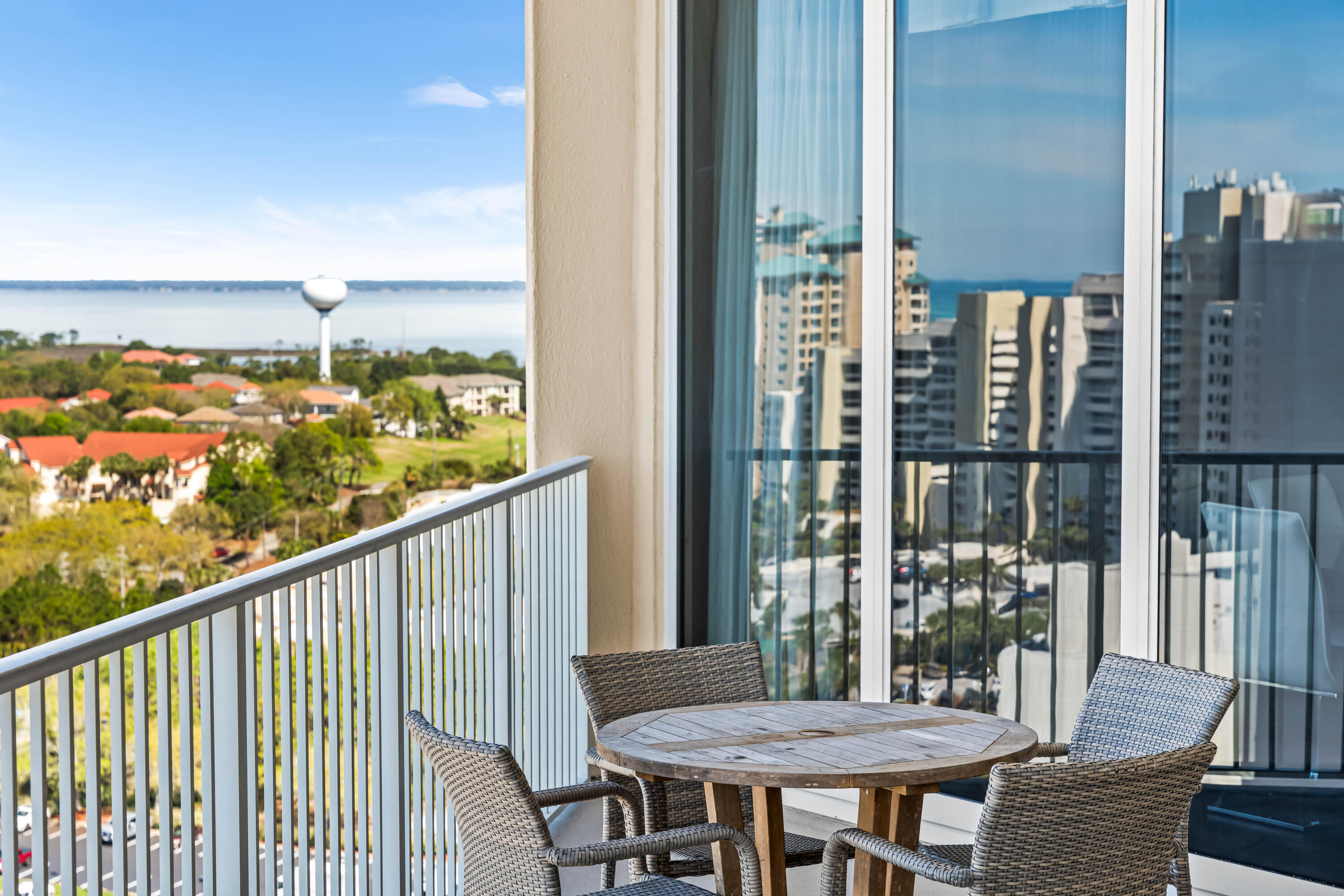 TIDES AT TOPS'L - Residential