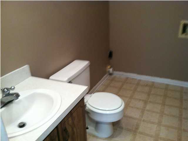 PARTIN BROOKS S/D - Residential Lease