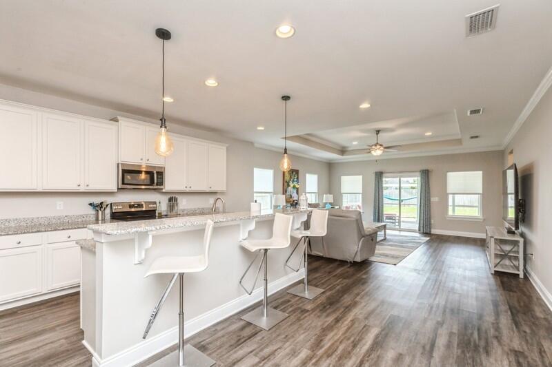 Cross Creek Estates - Residential