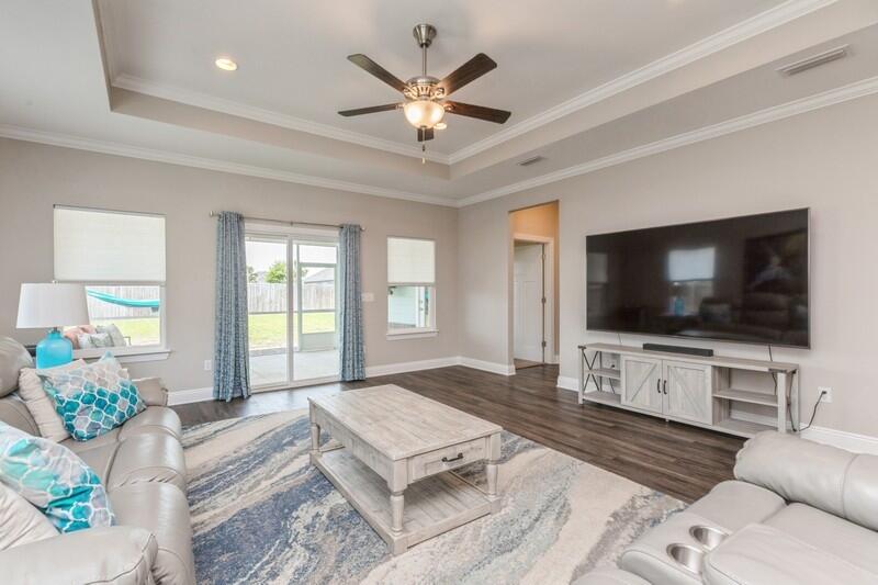 Cross Creek Estates - Residential