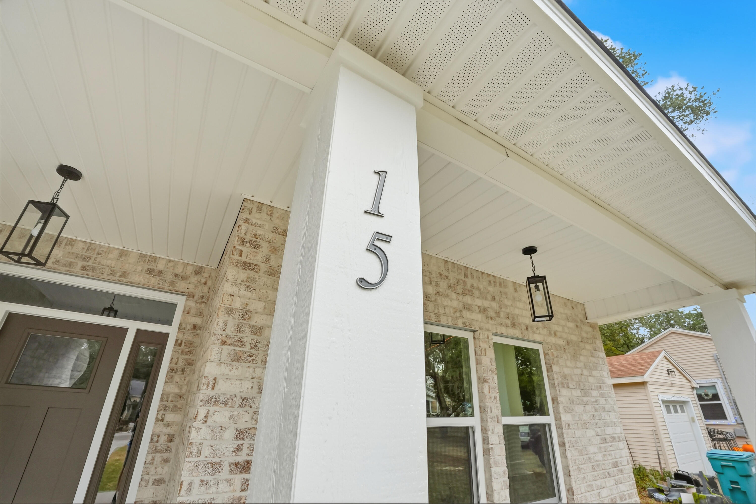 SHALIMAR S/D LOT 8 BLK 5 - Residential