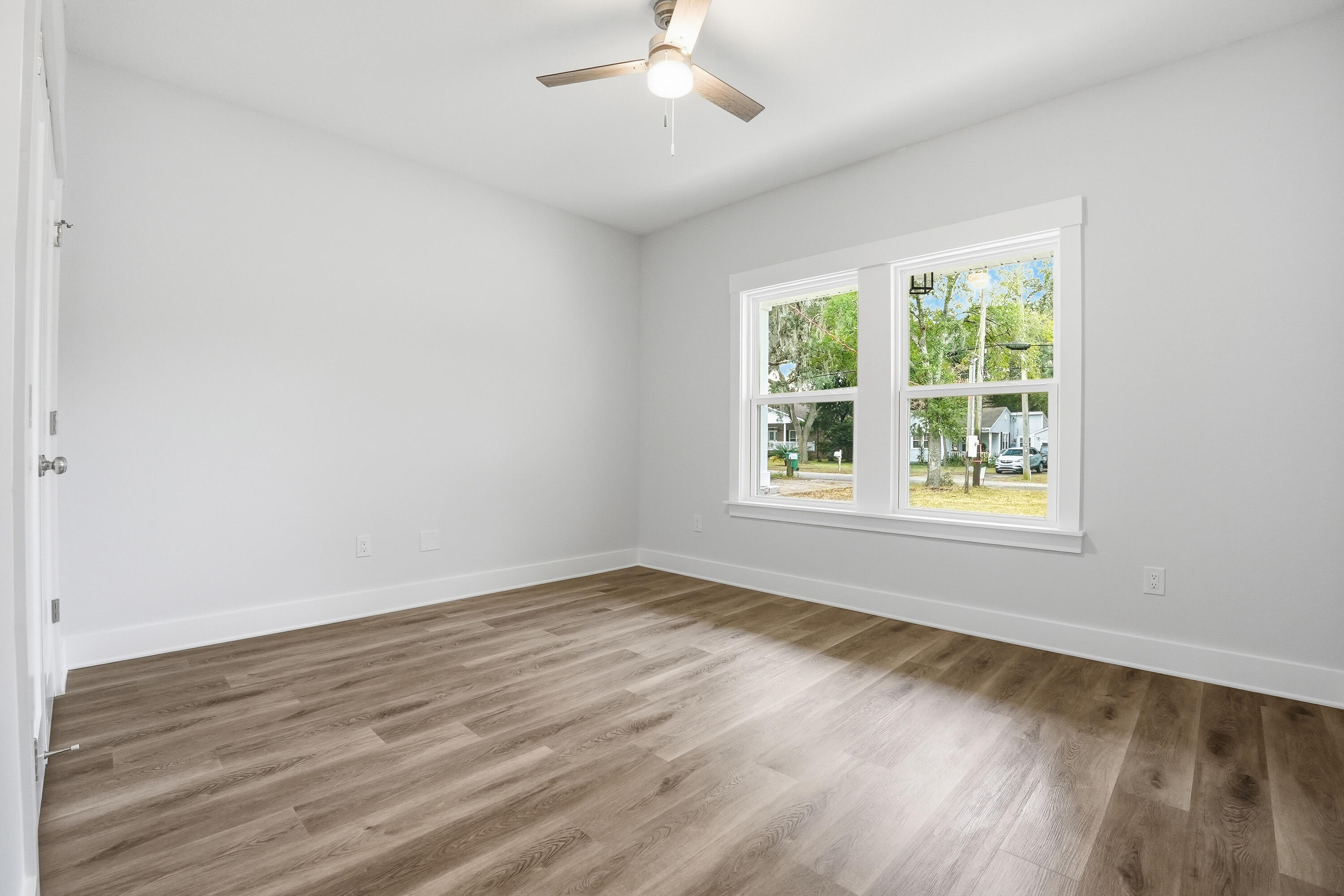 SHALIMAR S/D LOT 8 BLK 5 - Residential