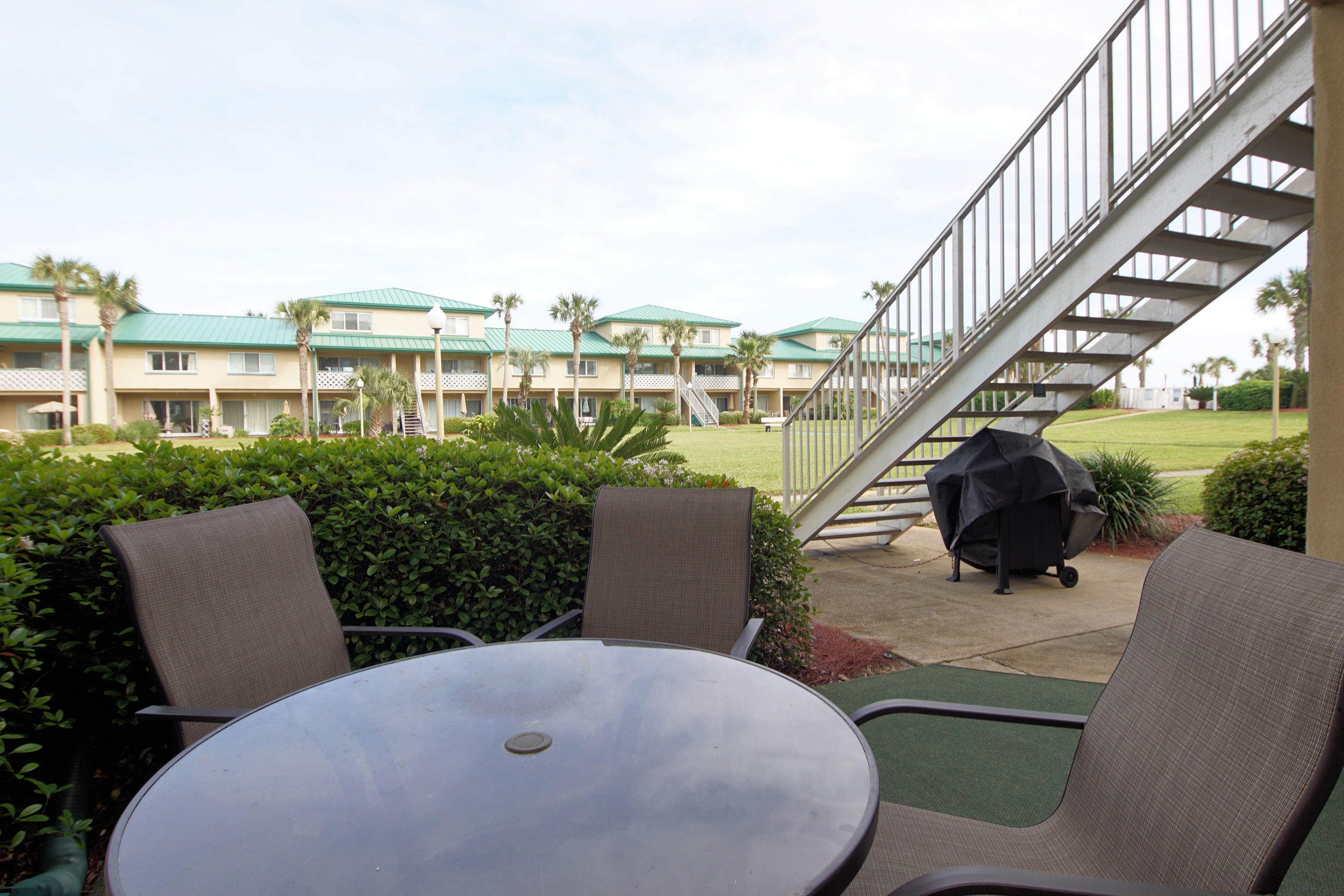 SEASPRAY CONDO - Residential