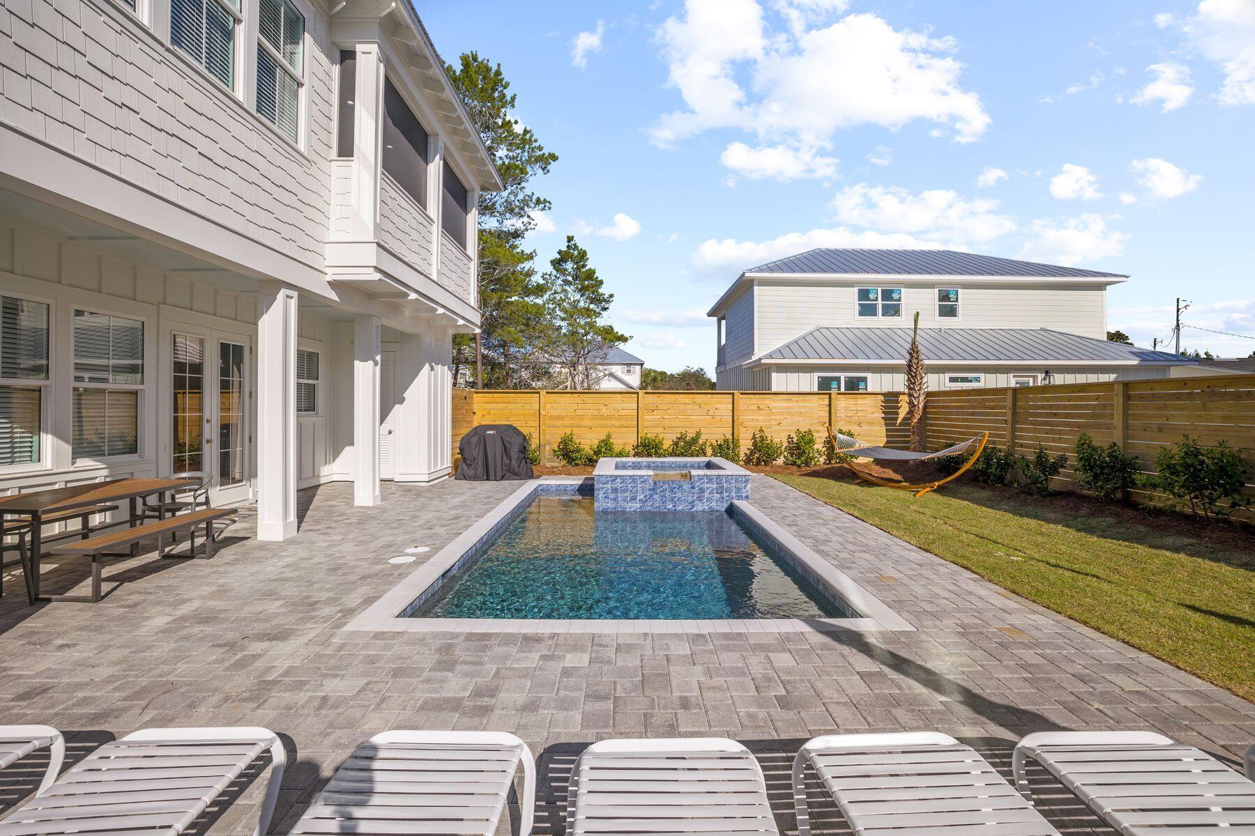 FRANGISTA BEACH 2ND ADDN - Residential