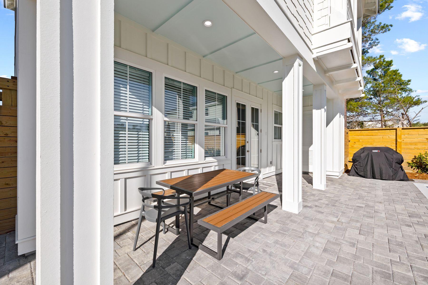 FRANGISTA BEACH 2ND ADDN - Residential