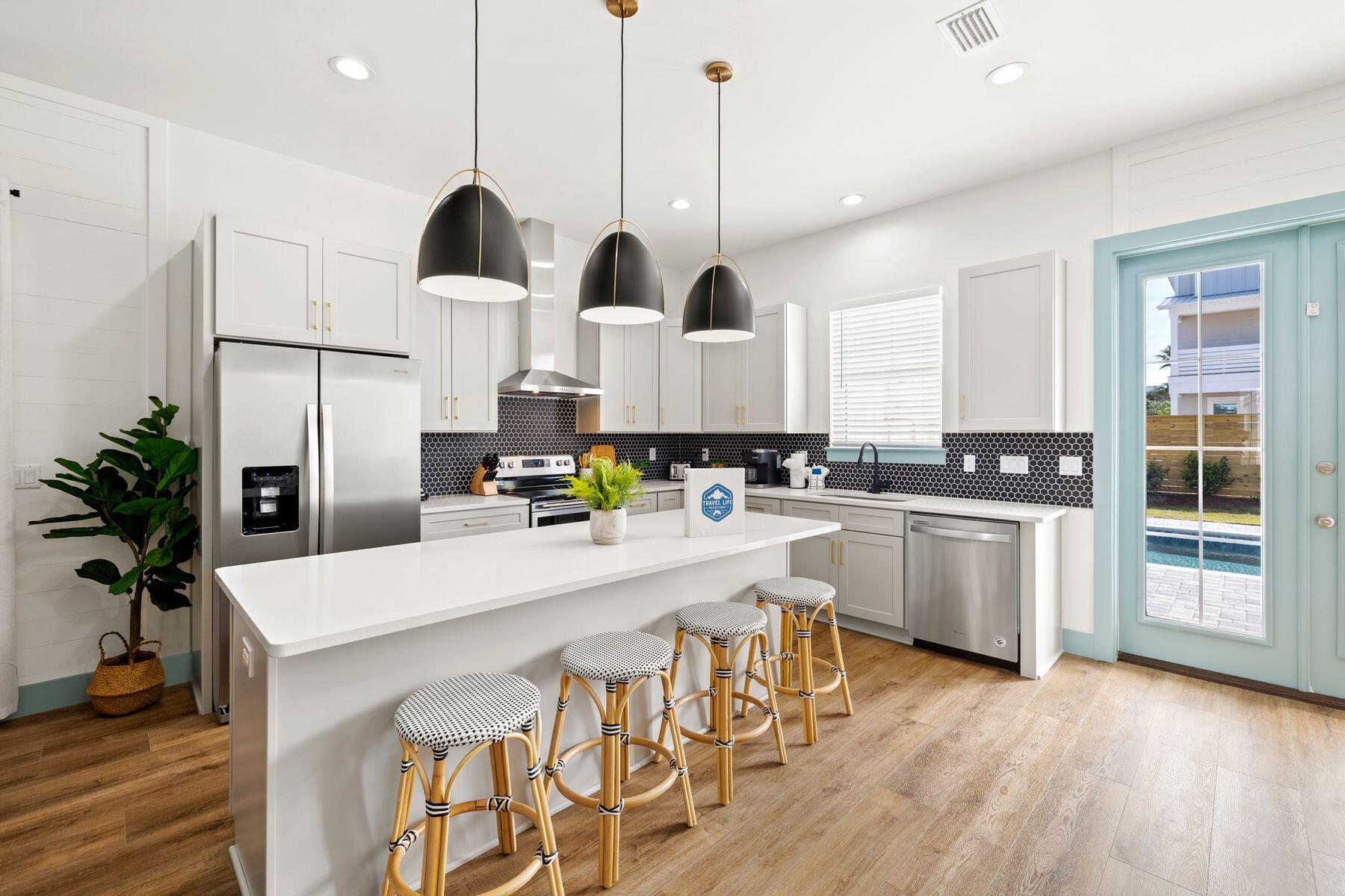 FRANGISTA BEACH 2ND ADDN - Residential