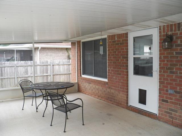 CHEROKEE BEND S/D - Residential