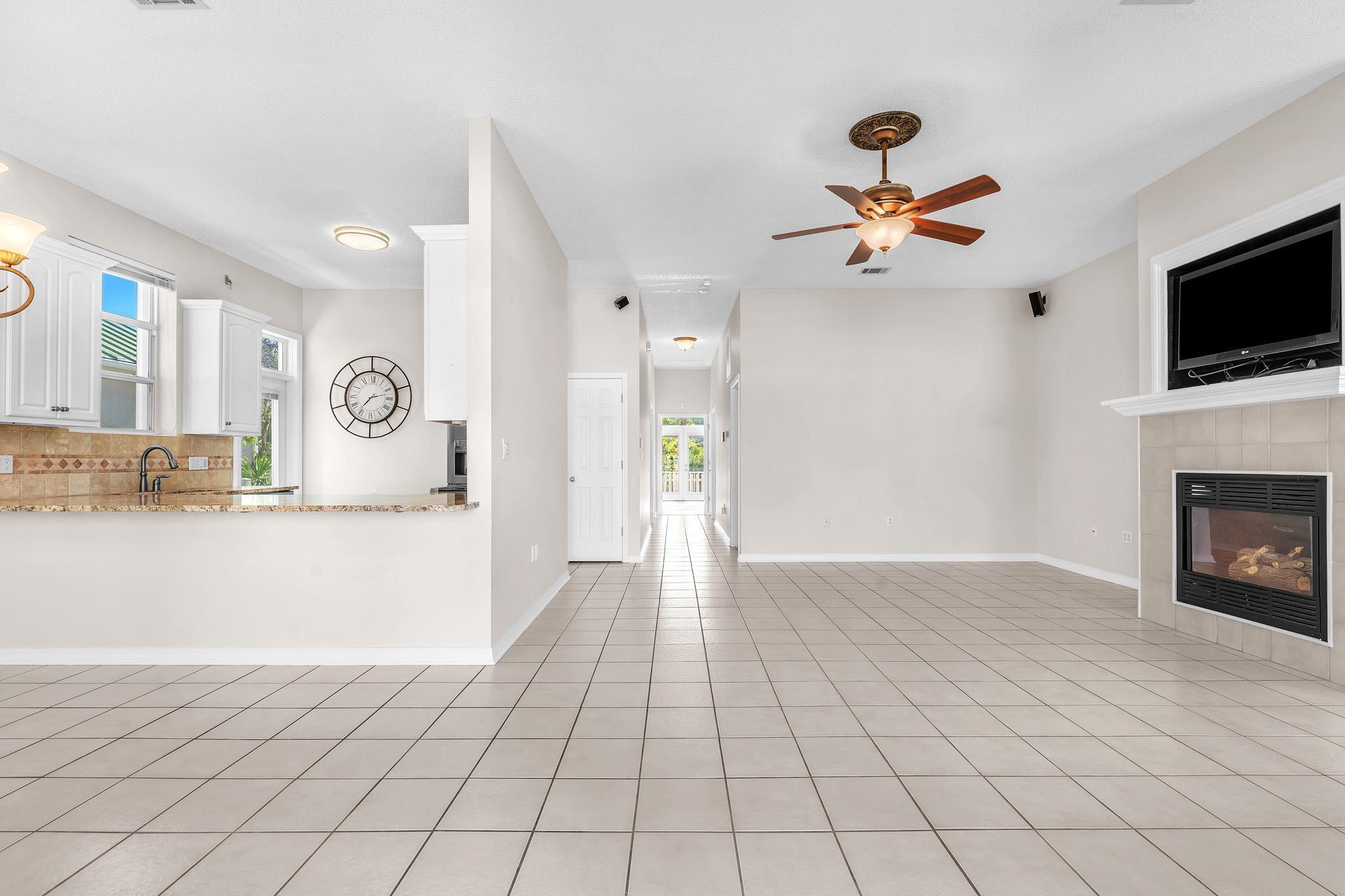 MARAVILLA COTTAGES - Residential Lease