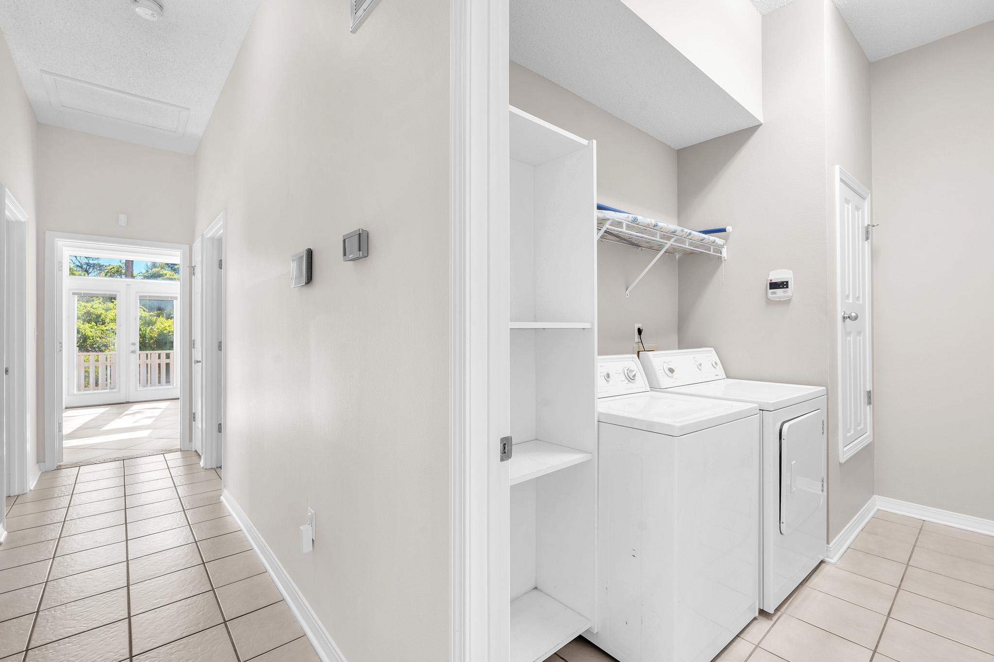 MARAVILLA COTTAGES - Residential Lease