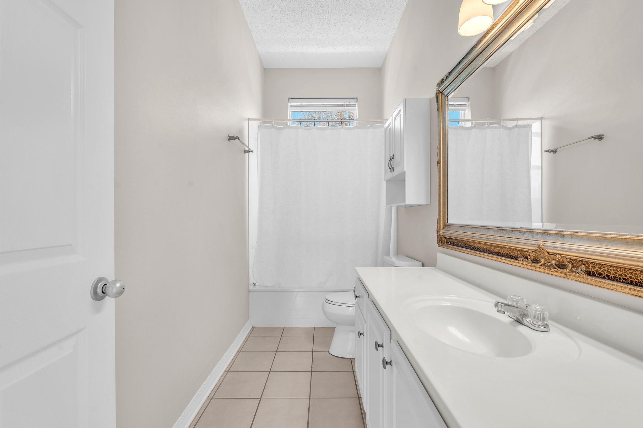 MARAVILLA COTTAGES - Residential Lease