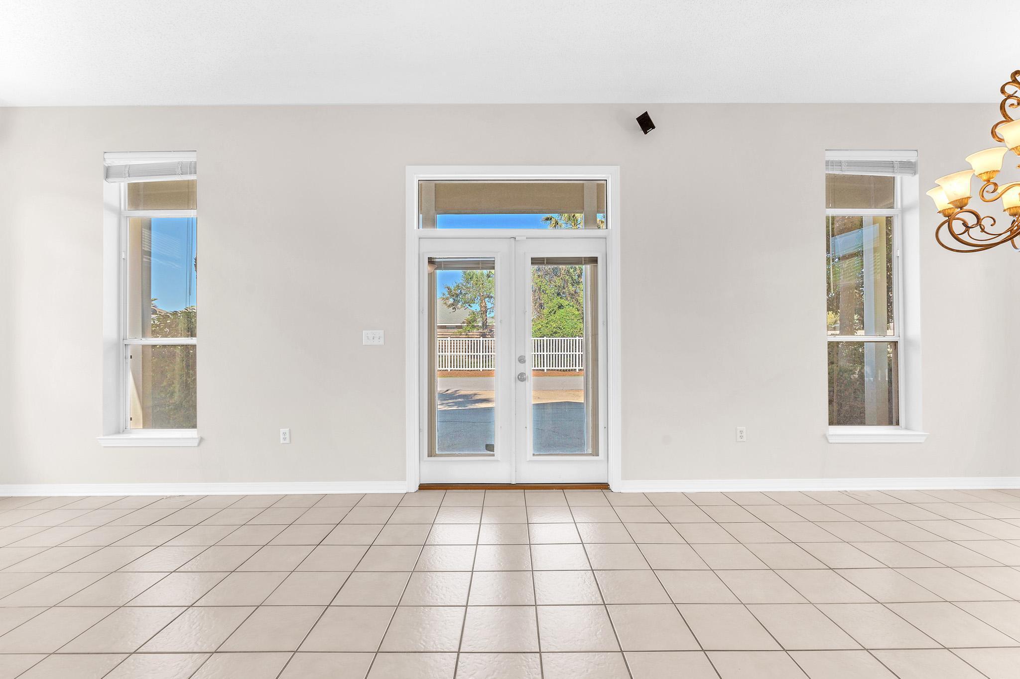 MARAVILLA COTTAGES - Residential Lease