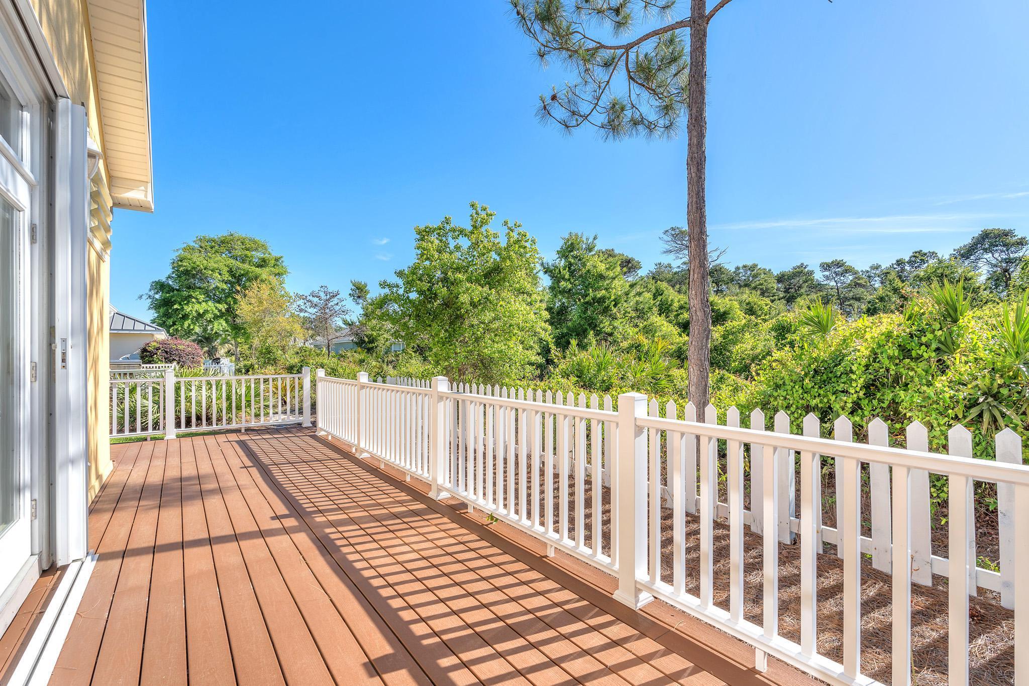 MARAVILLA COTTAGES - Residential Lease