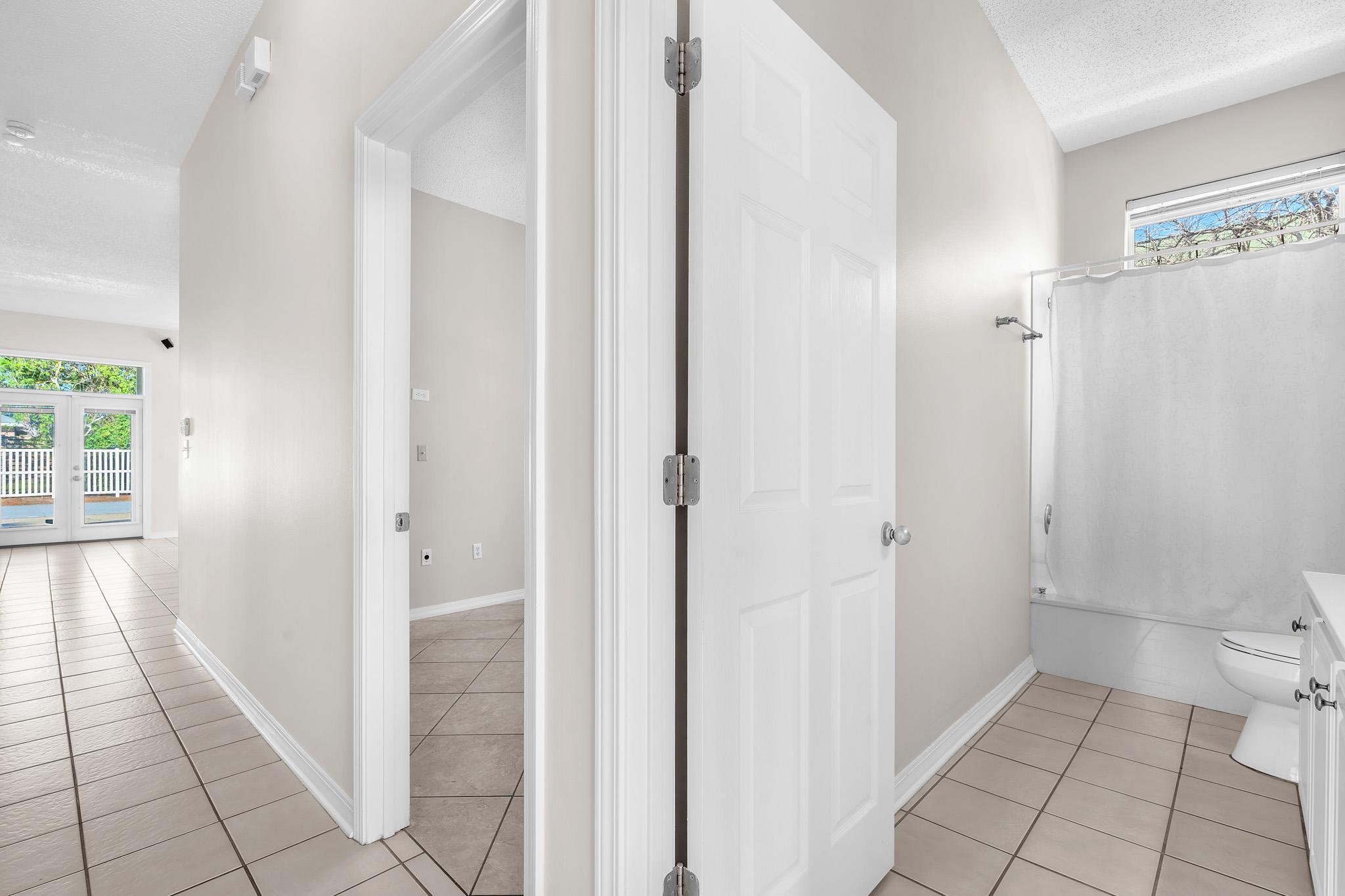 MARAVILLA COTTAGES - Residential Lease