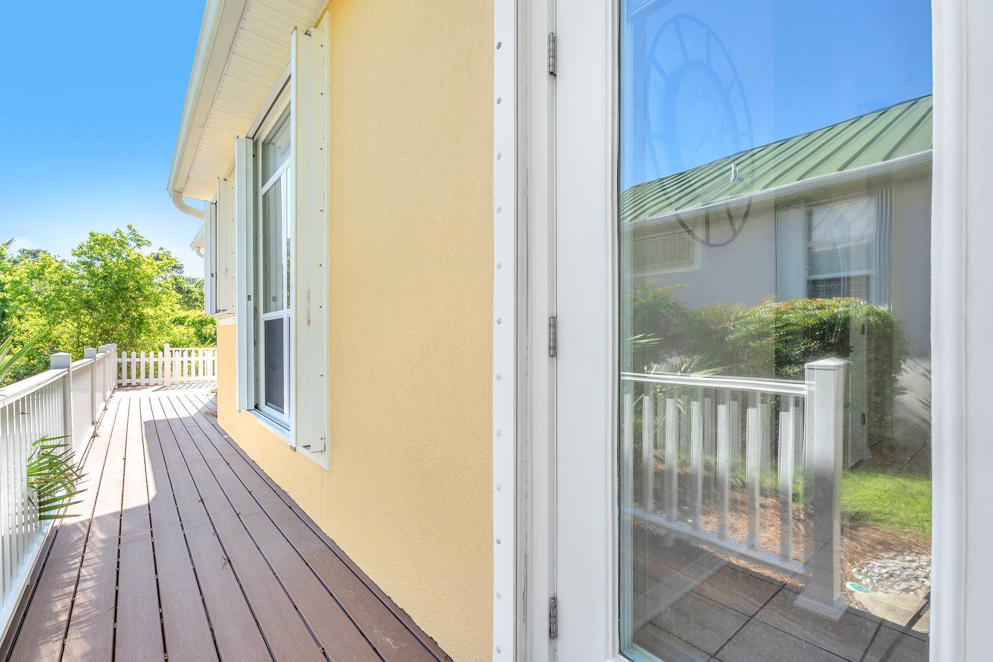 MARAVILLA COTTAGES - Residential Lease