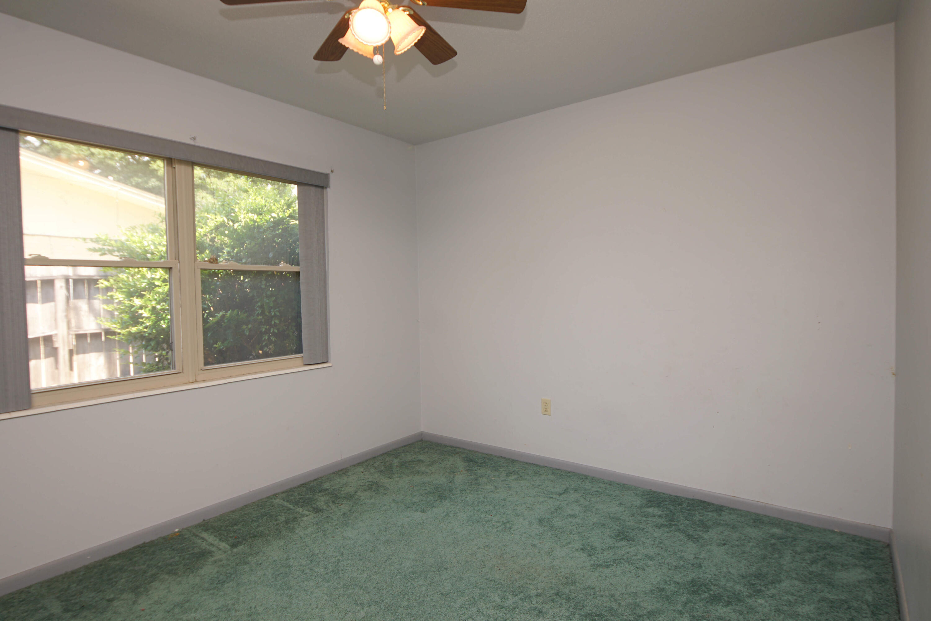 COUNTRY CLUB ESTATES 1ST ADDN - Residential