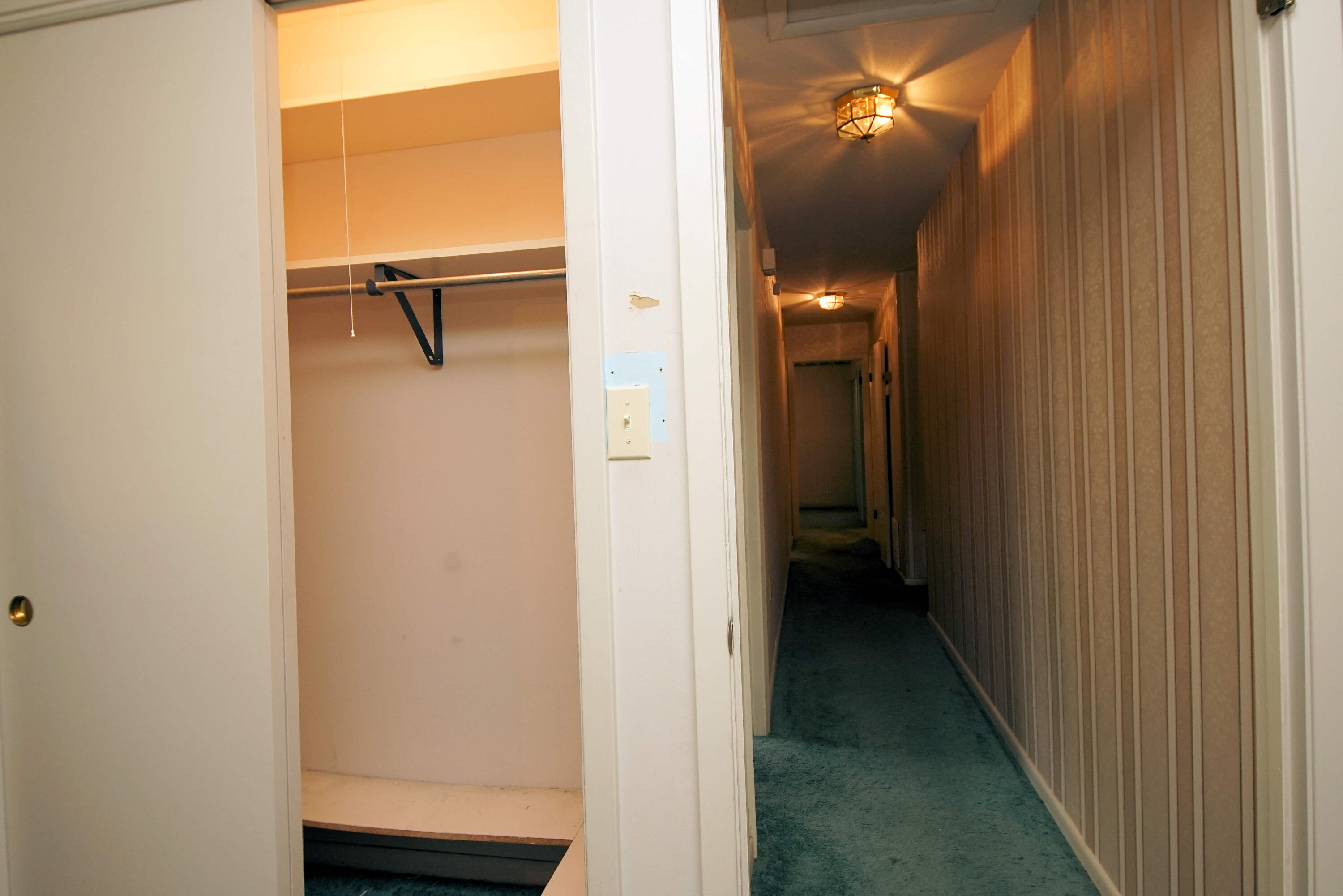 COUNTRY CLUB ESTATES 1ST ADDN - Residential