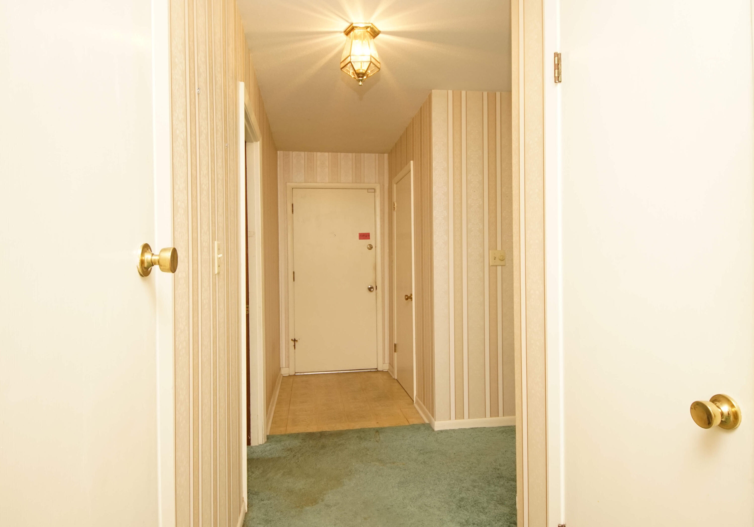 COUNTRY CLUB ESTATES 1ST ADDN - Residential