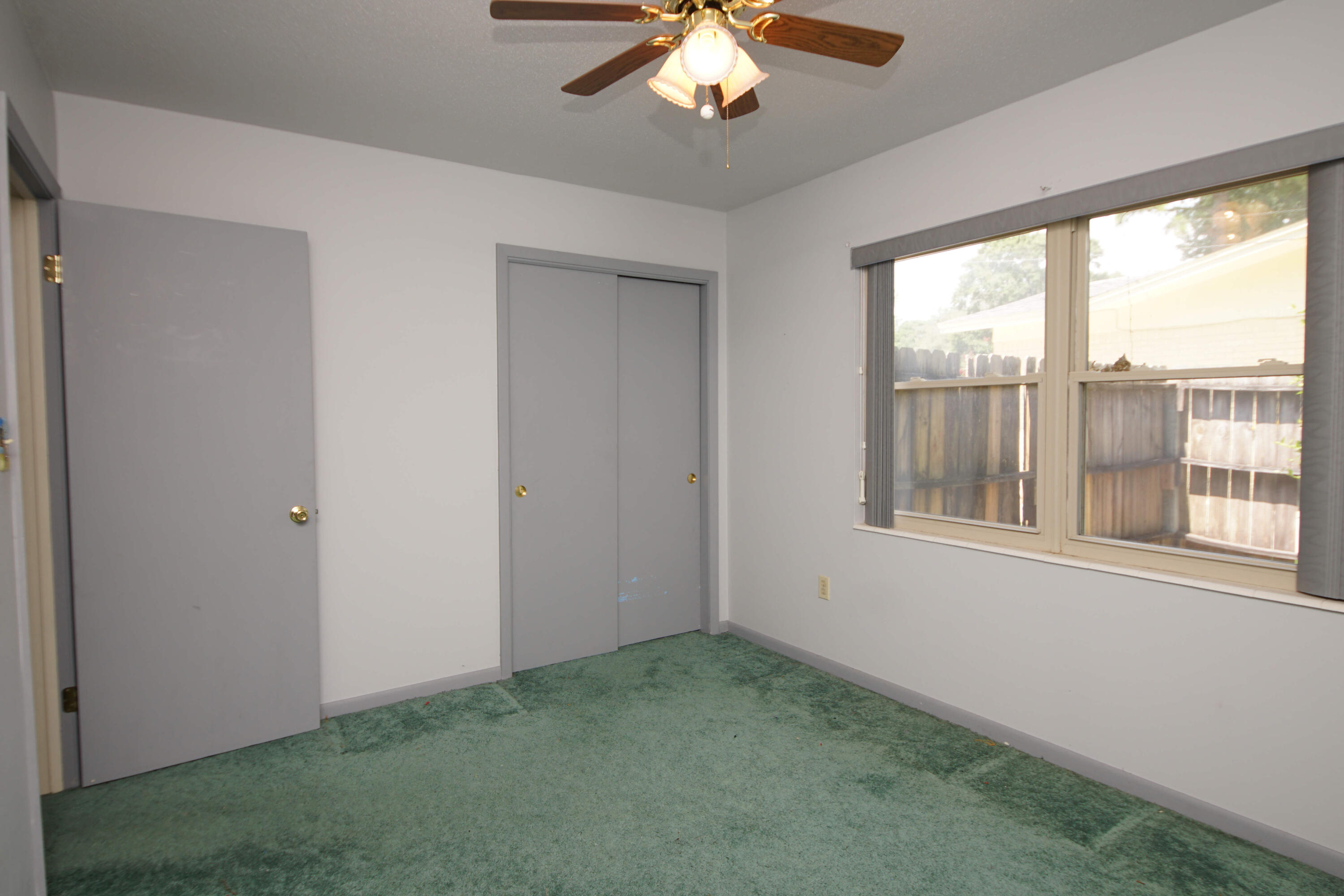 COUNTRY CLUB ESTATES 1ST ADDN - Residential