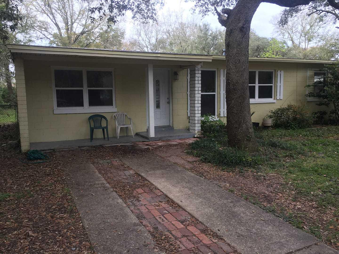 Garnier Beach - Residential