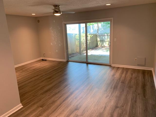 BAYWOOD T/H - Residential Lease