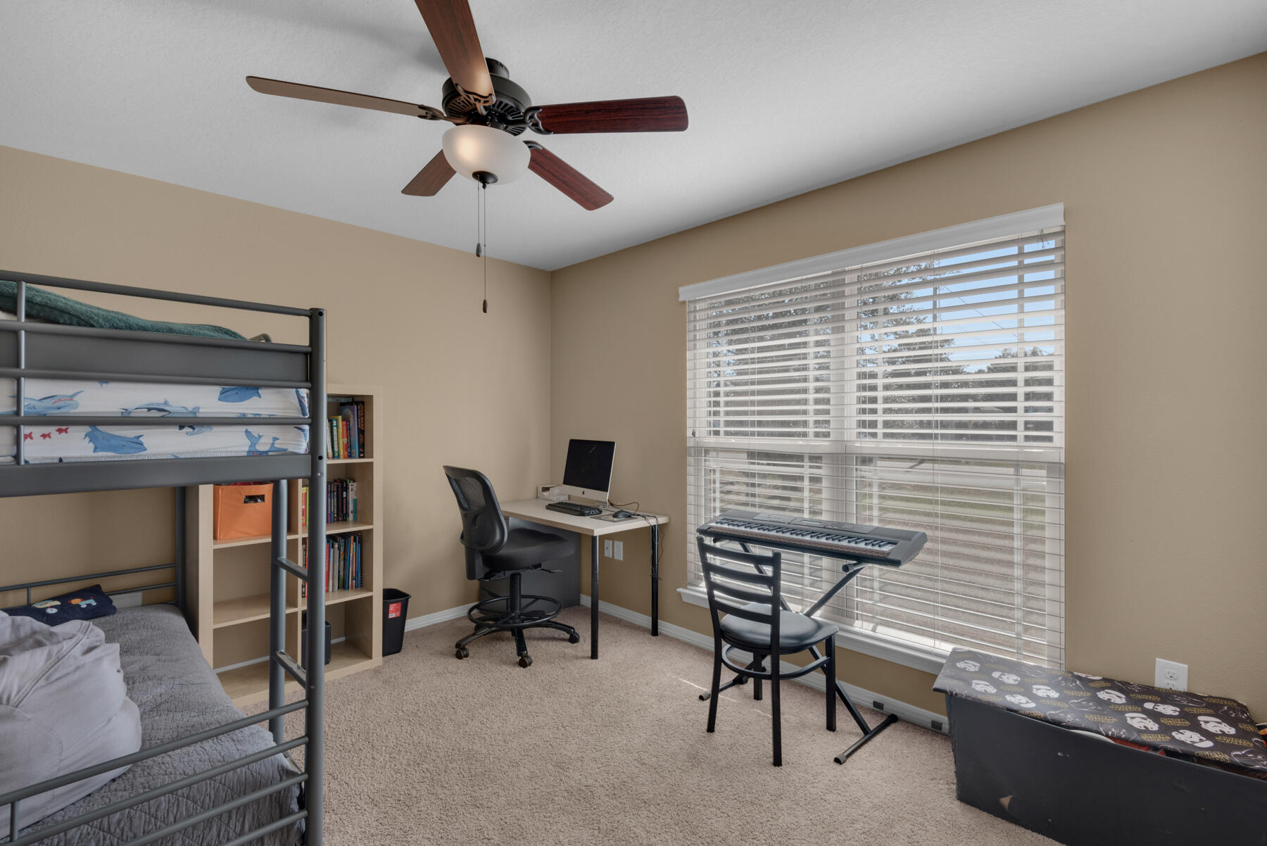 Navarre 1st Add - Residential