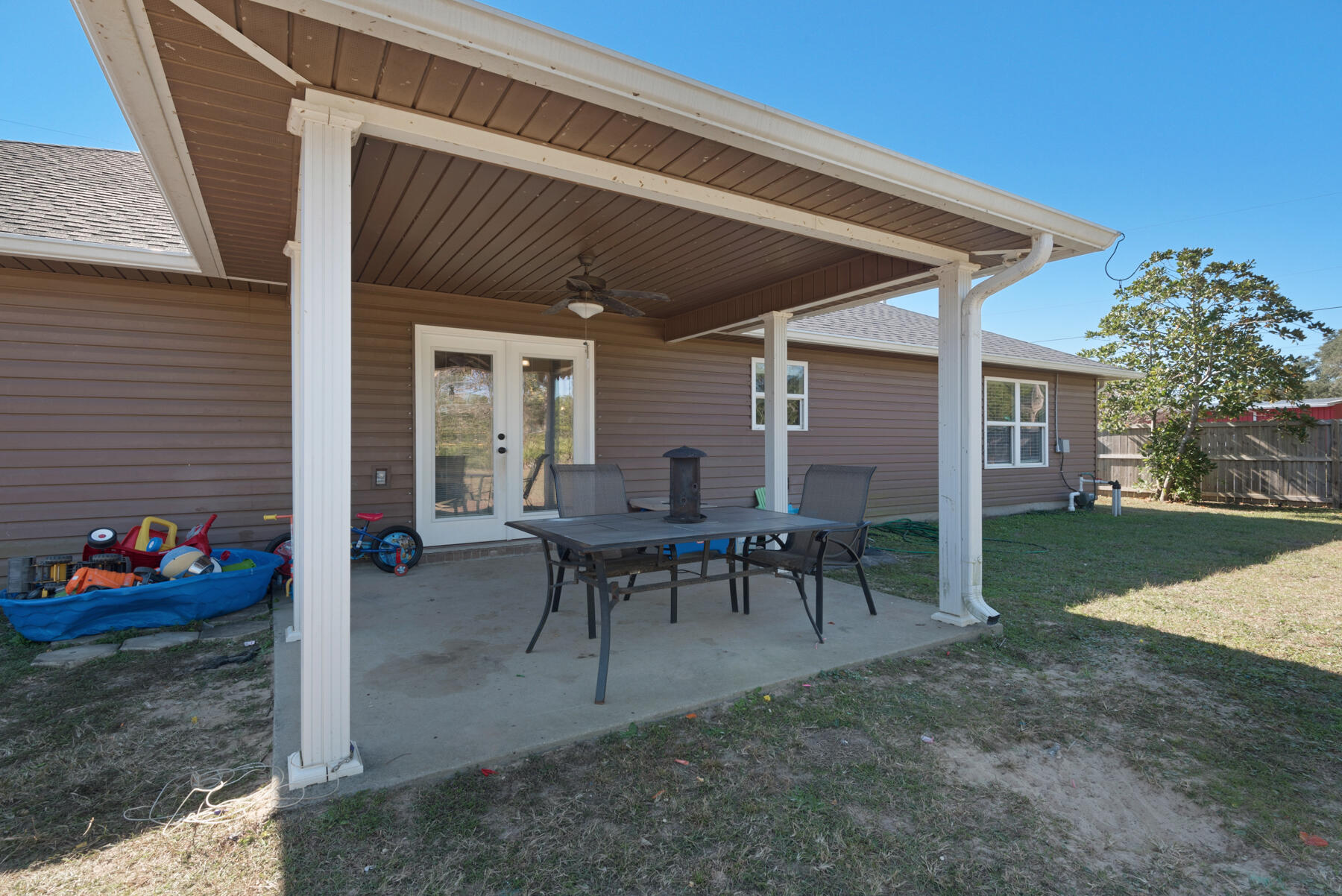 Navarre 1st Add - Residential