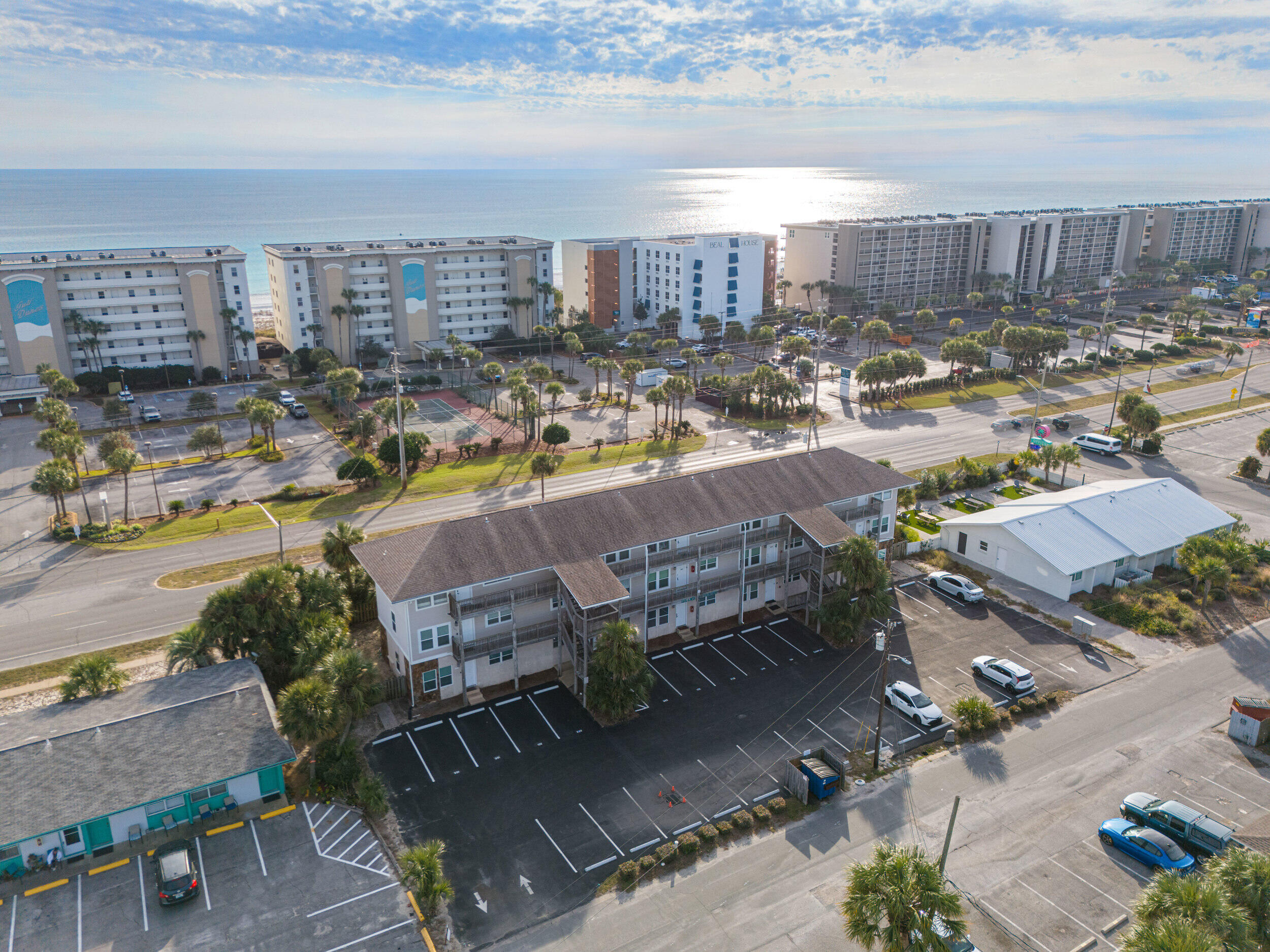 ISLAND GARDENS CONDO - Residential