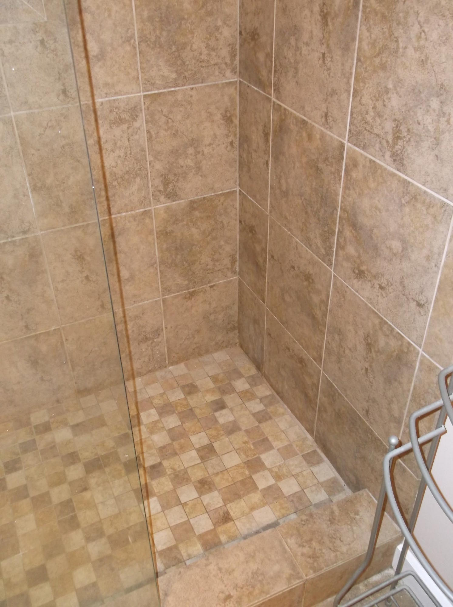 CLOVERDALE LAKE - Residential