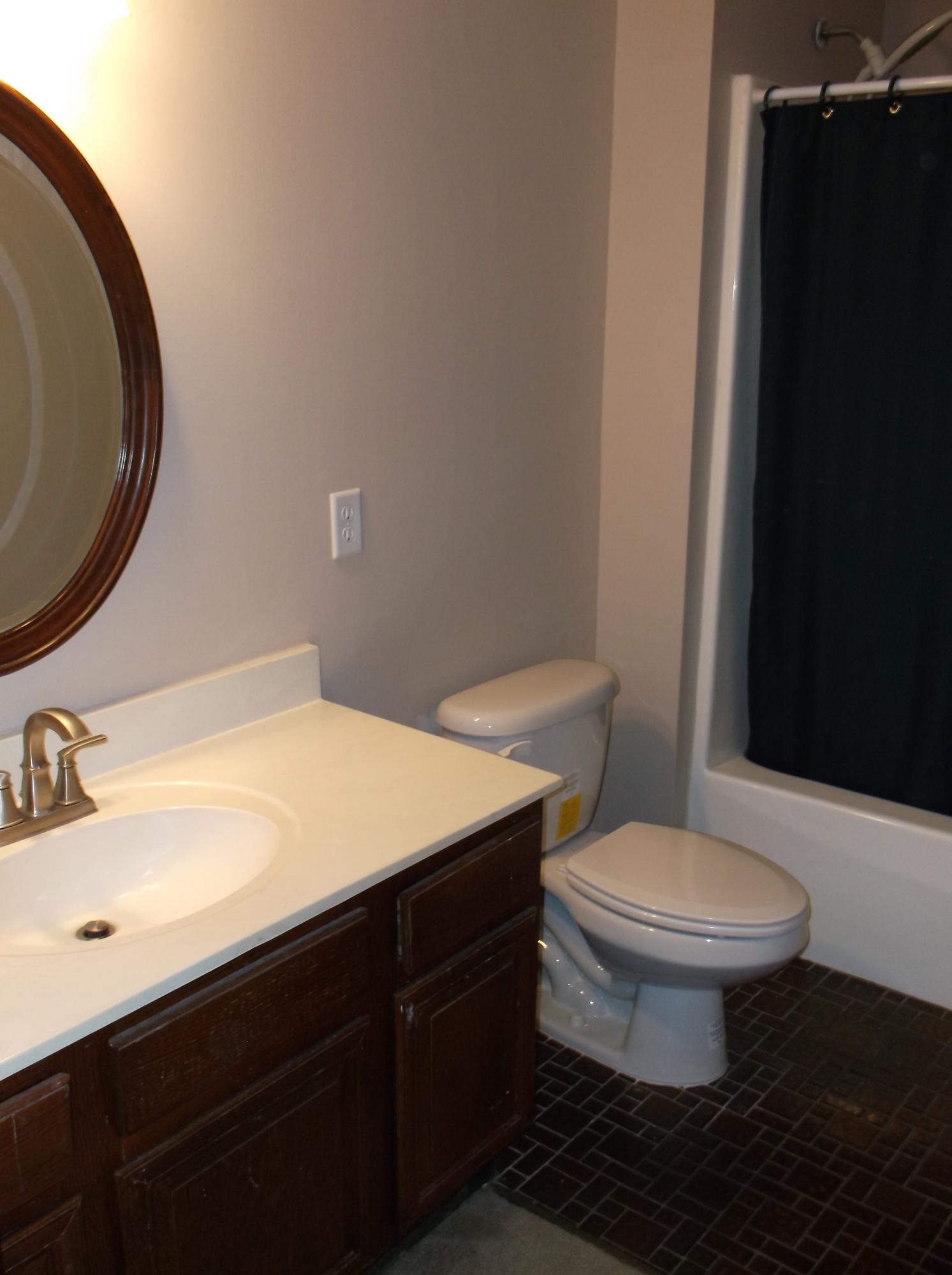 CLOVERDALE LAKE - Residential