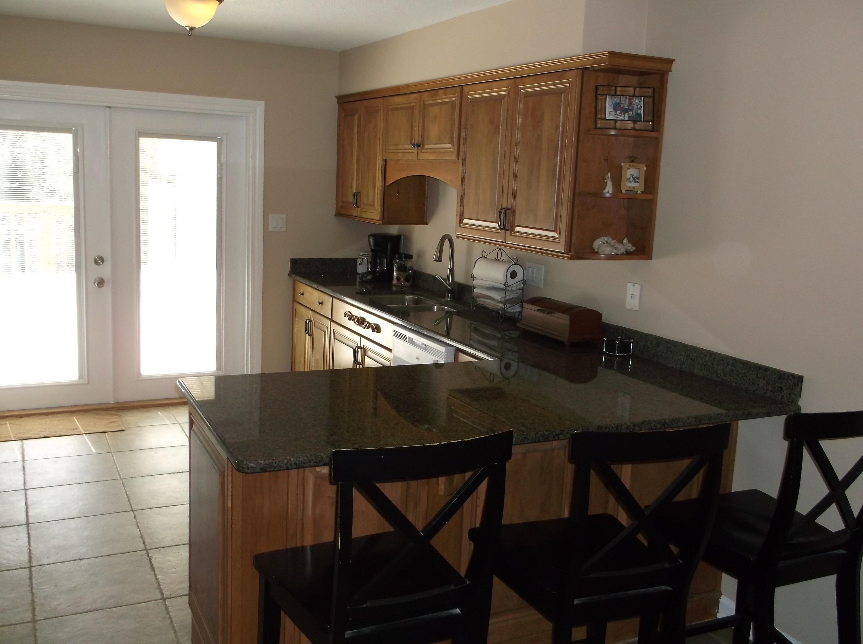 CLOVERDALE LAKE - Residential