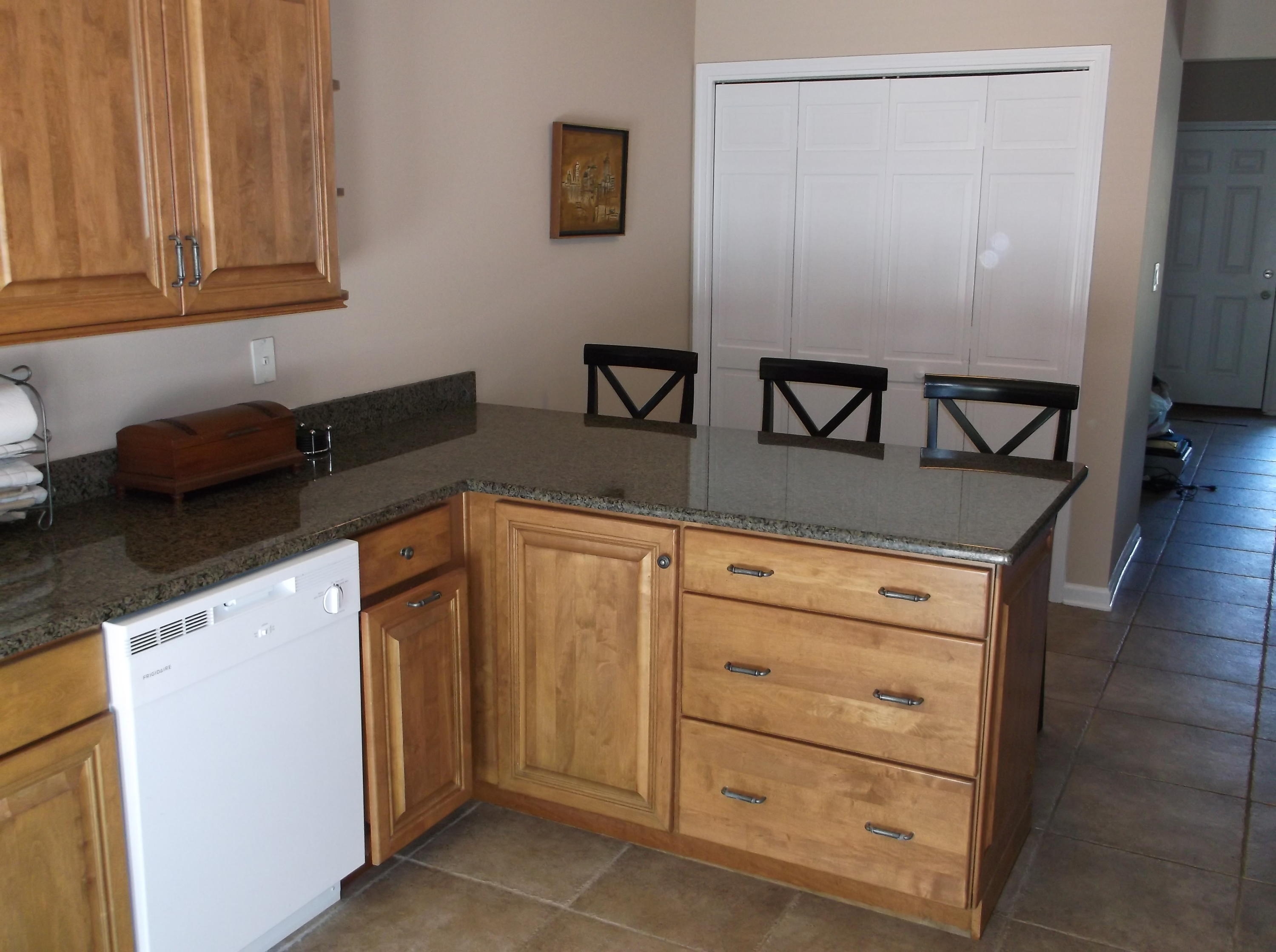 CLOVERDALE LAKE - Residential