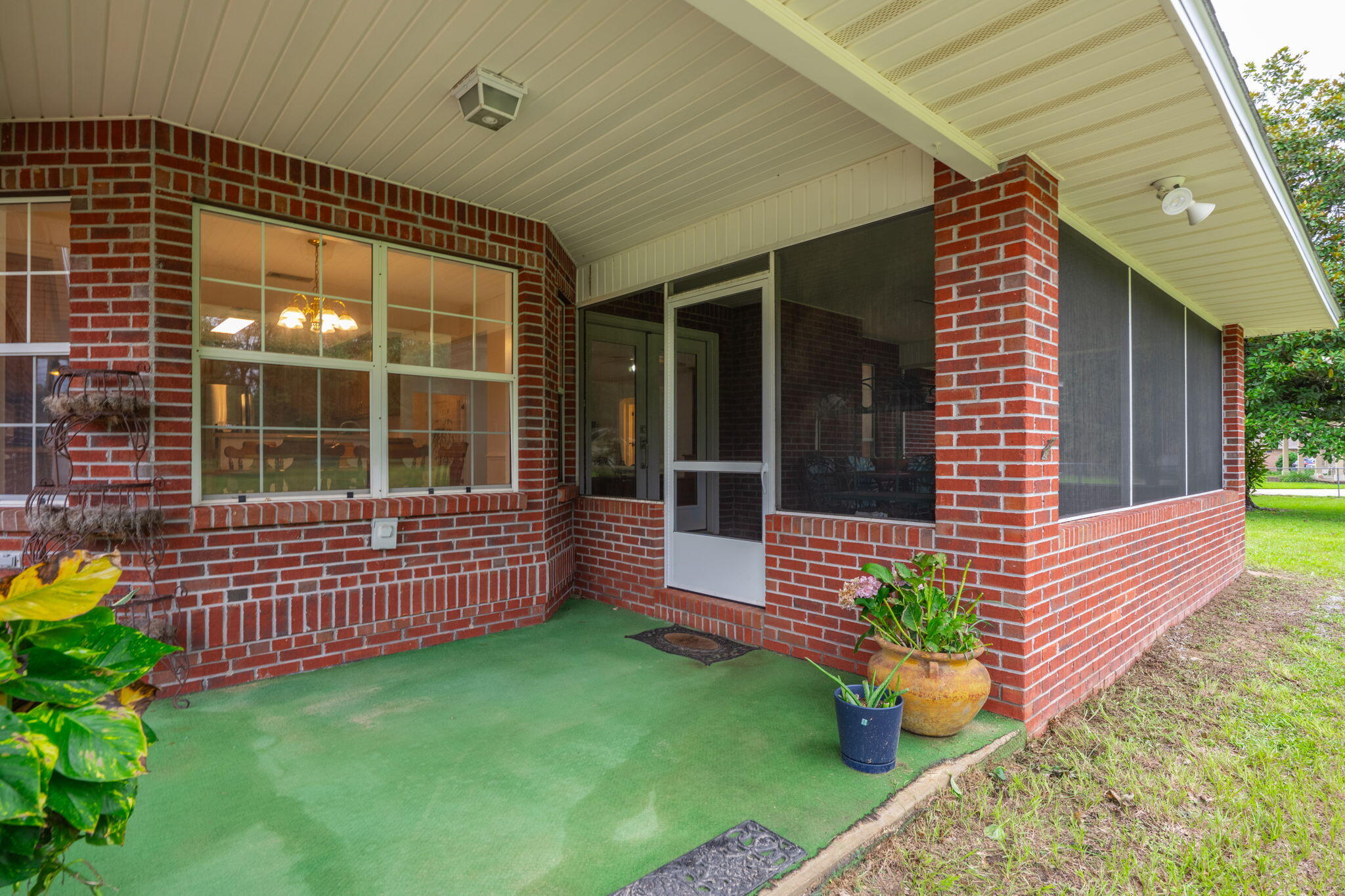 SADDLE CLUB ESTATES - Residential
