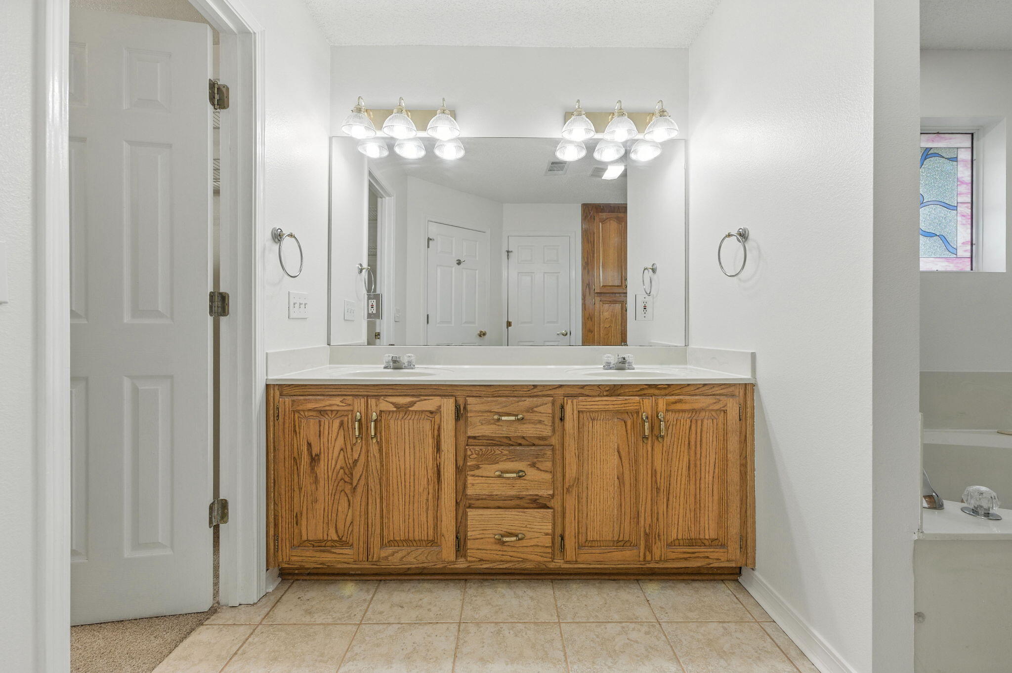 SADDLE CLUB ESTATES - Residential
