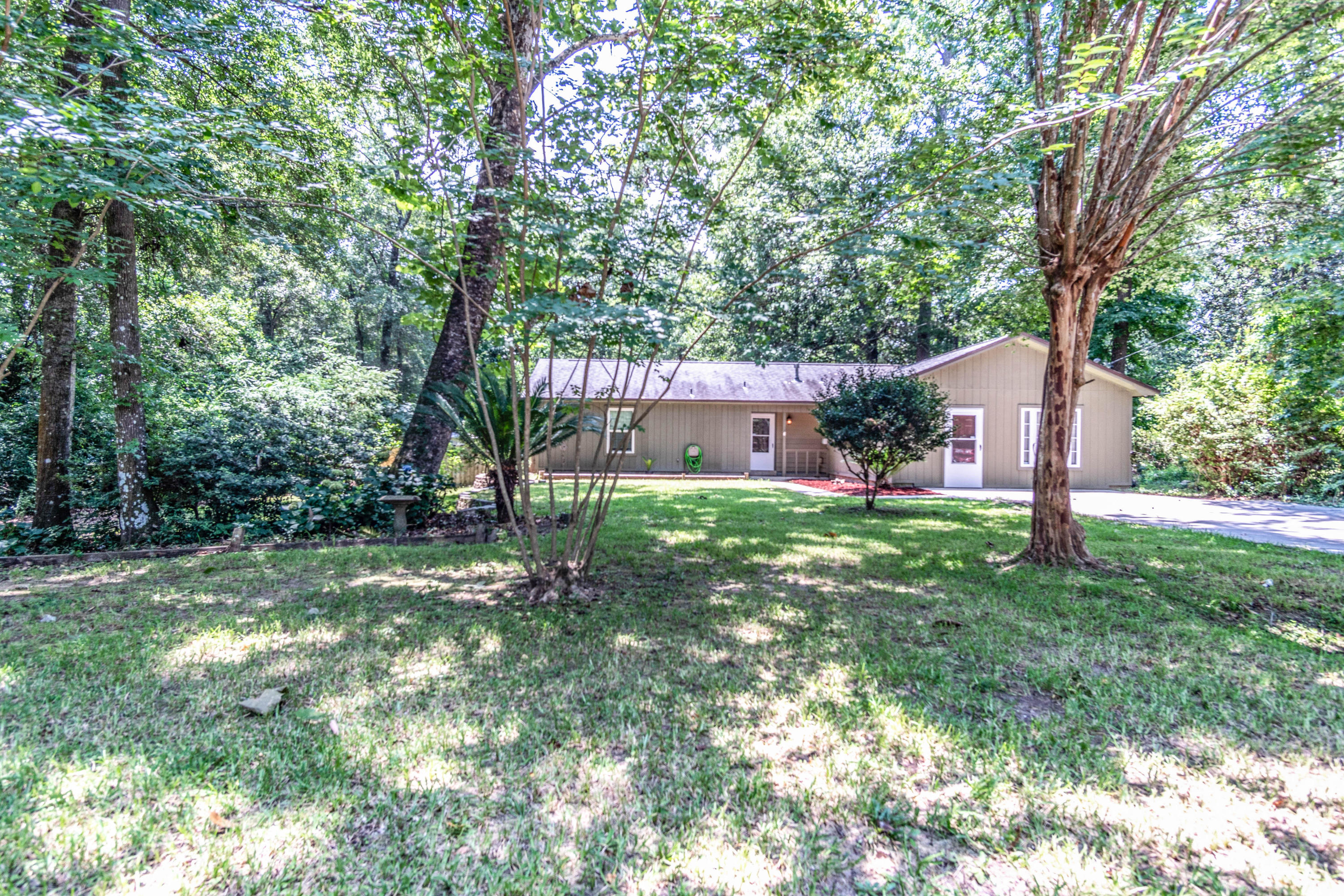 QUIET OAKS S/D - Residential