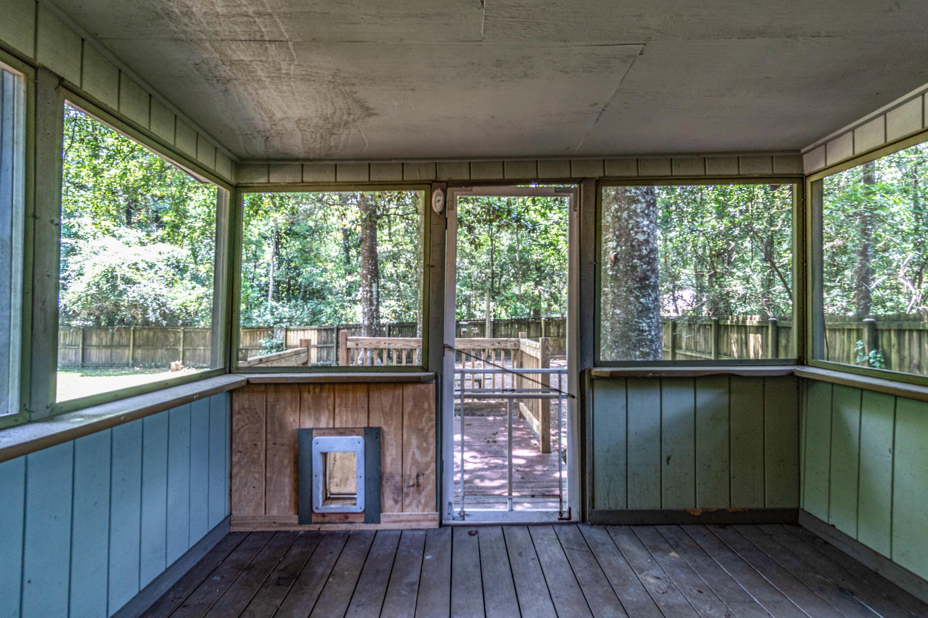 QUIET OAKS S/D - Residential