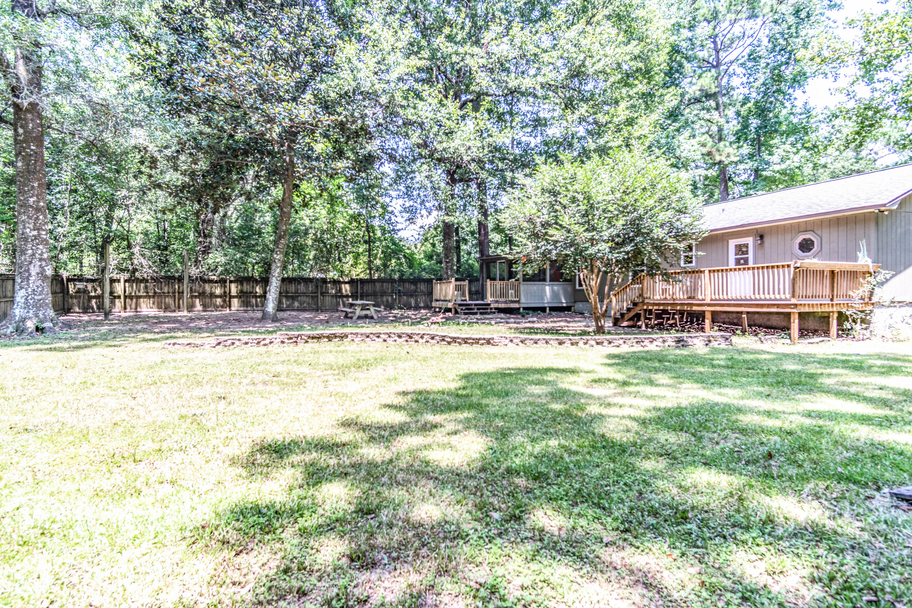 QUIET OAKS S/D - Residential