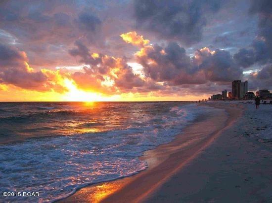 MAJESTIC BEACH TOWERS II - Residential