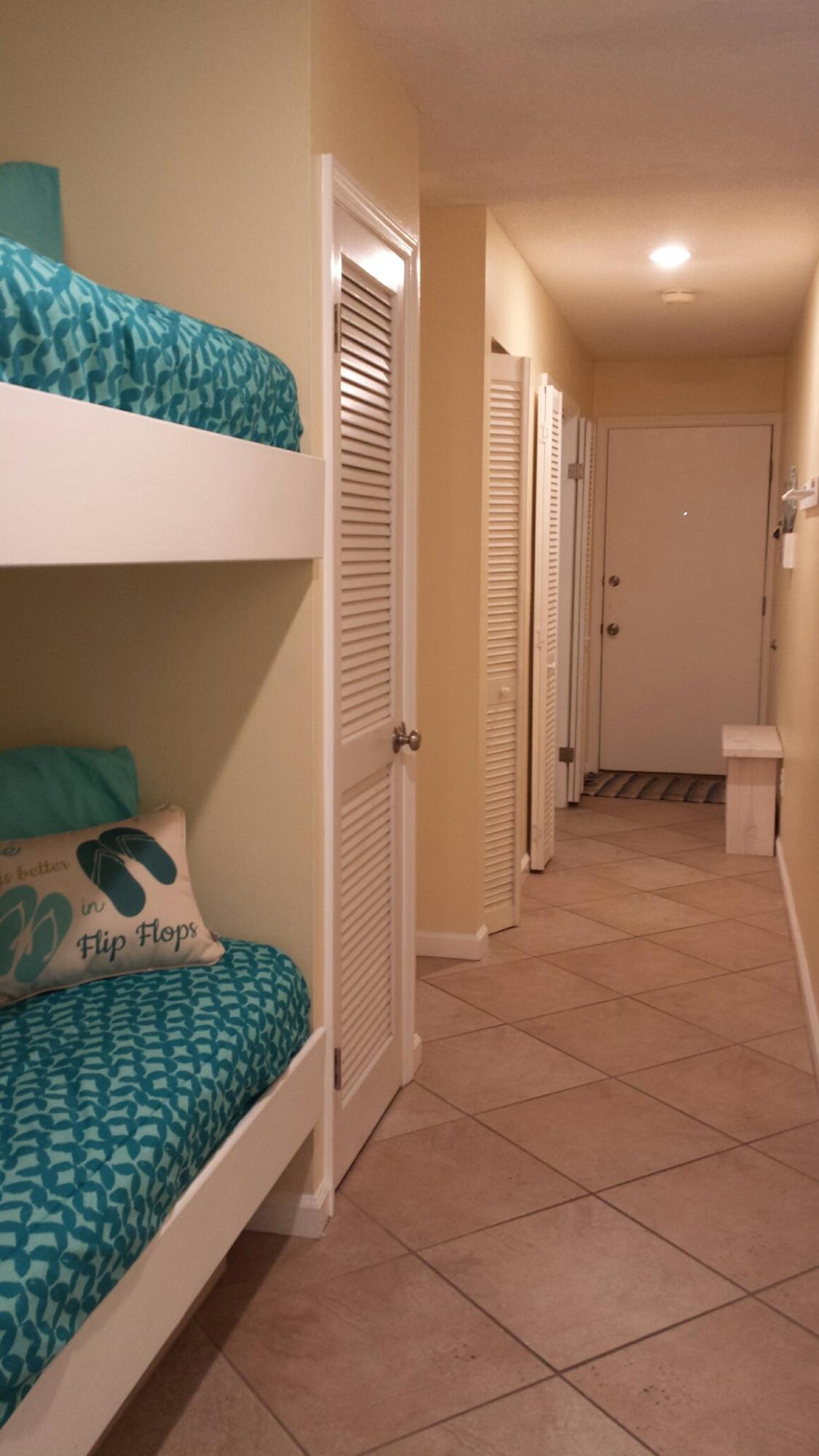 SUMMERSPELL CONDO - Residential