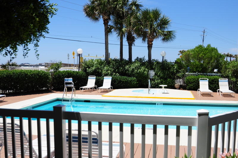 SUMMERSPELL CONDO - Residential