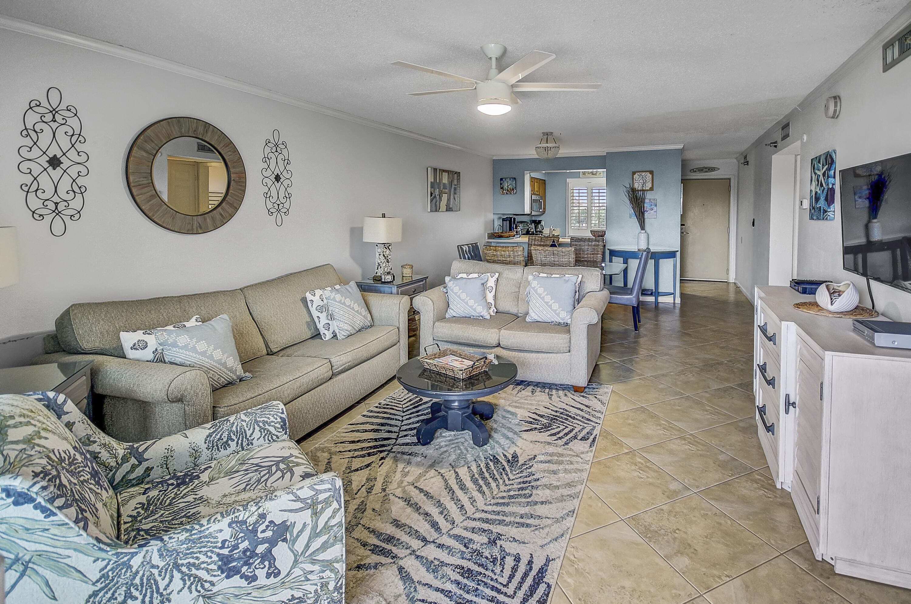 ISLANDER CONDO PH 2 - Residential