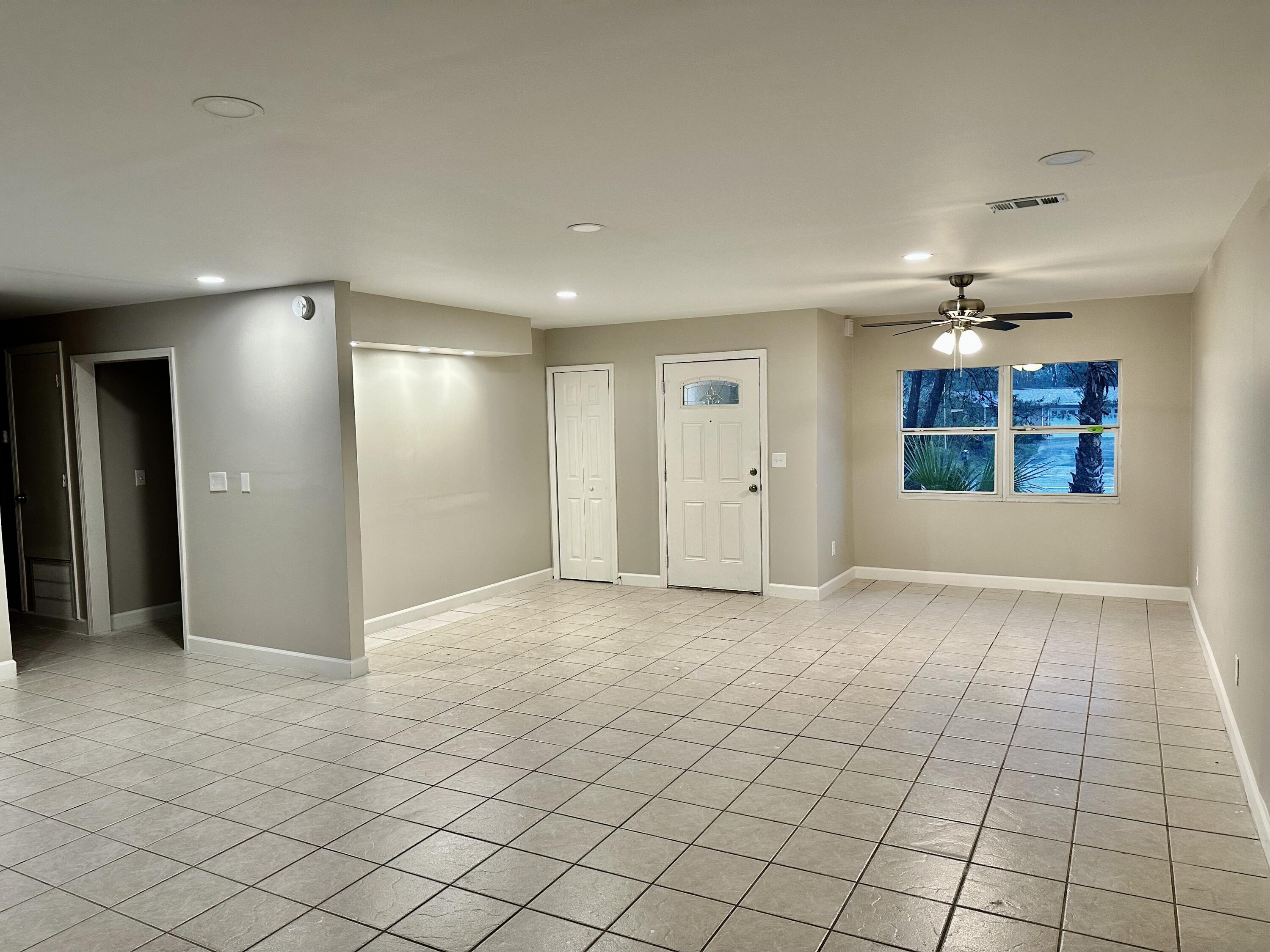 CALHOUN S/D TO DESTIN - Residential