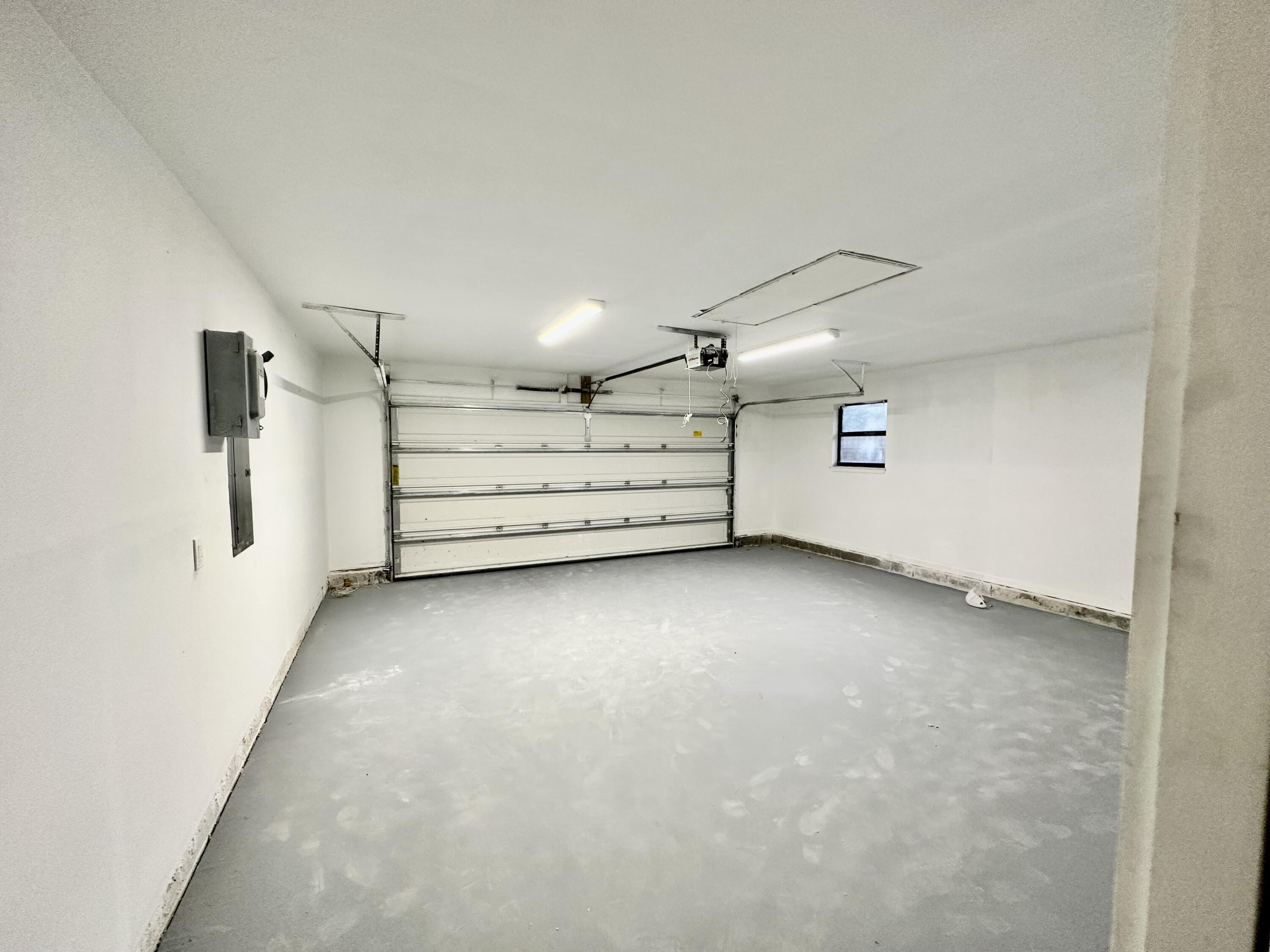 CALHOUN S/D TO DESTIN - Residential