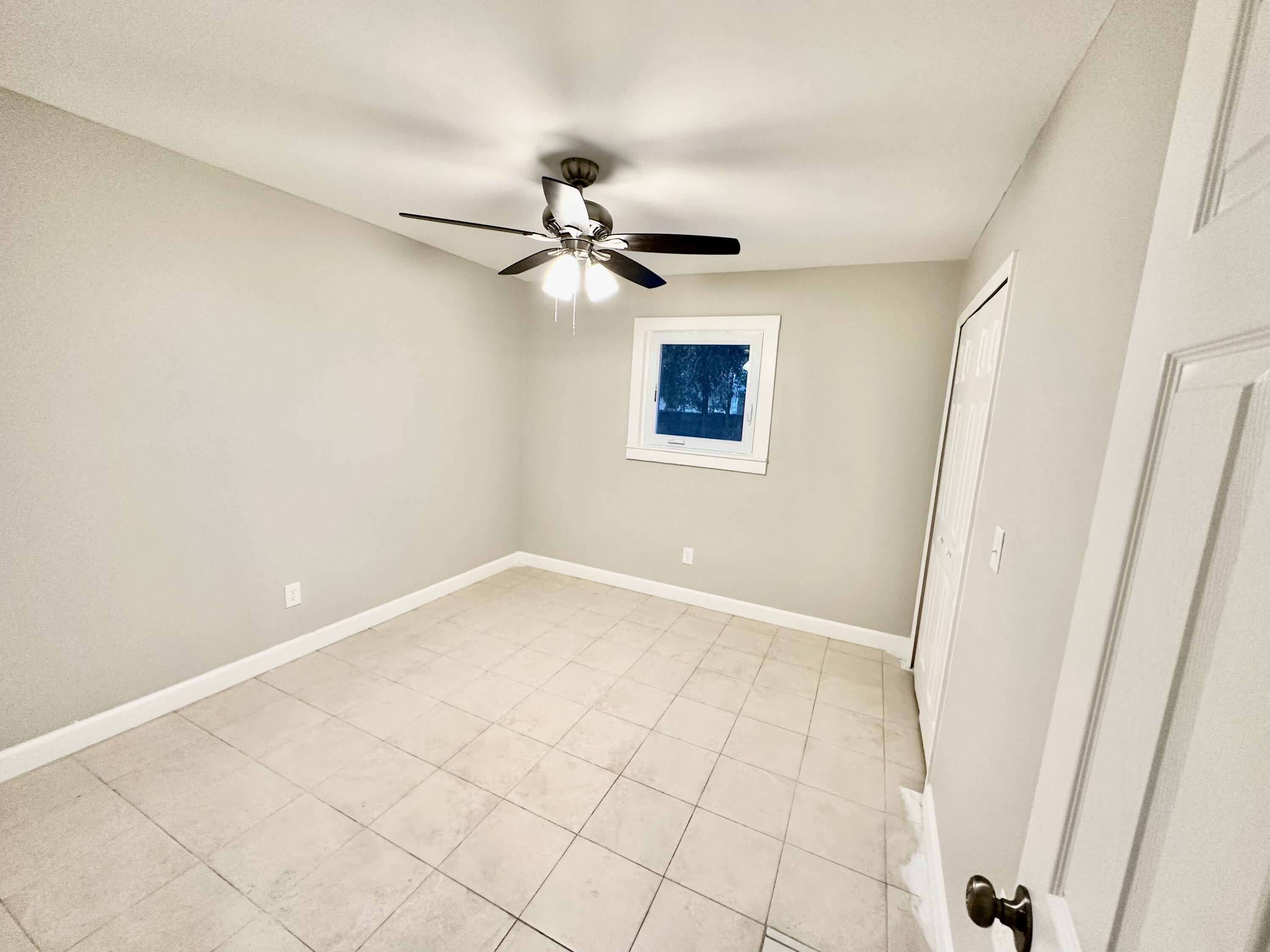 CALHOUN S/D TO DESTIN - Residential